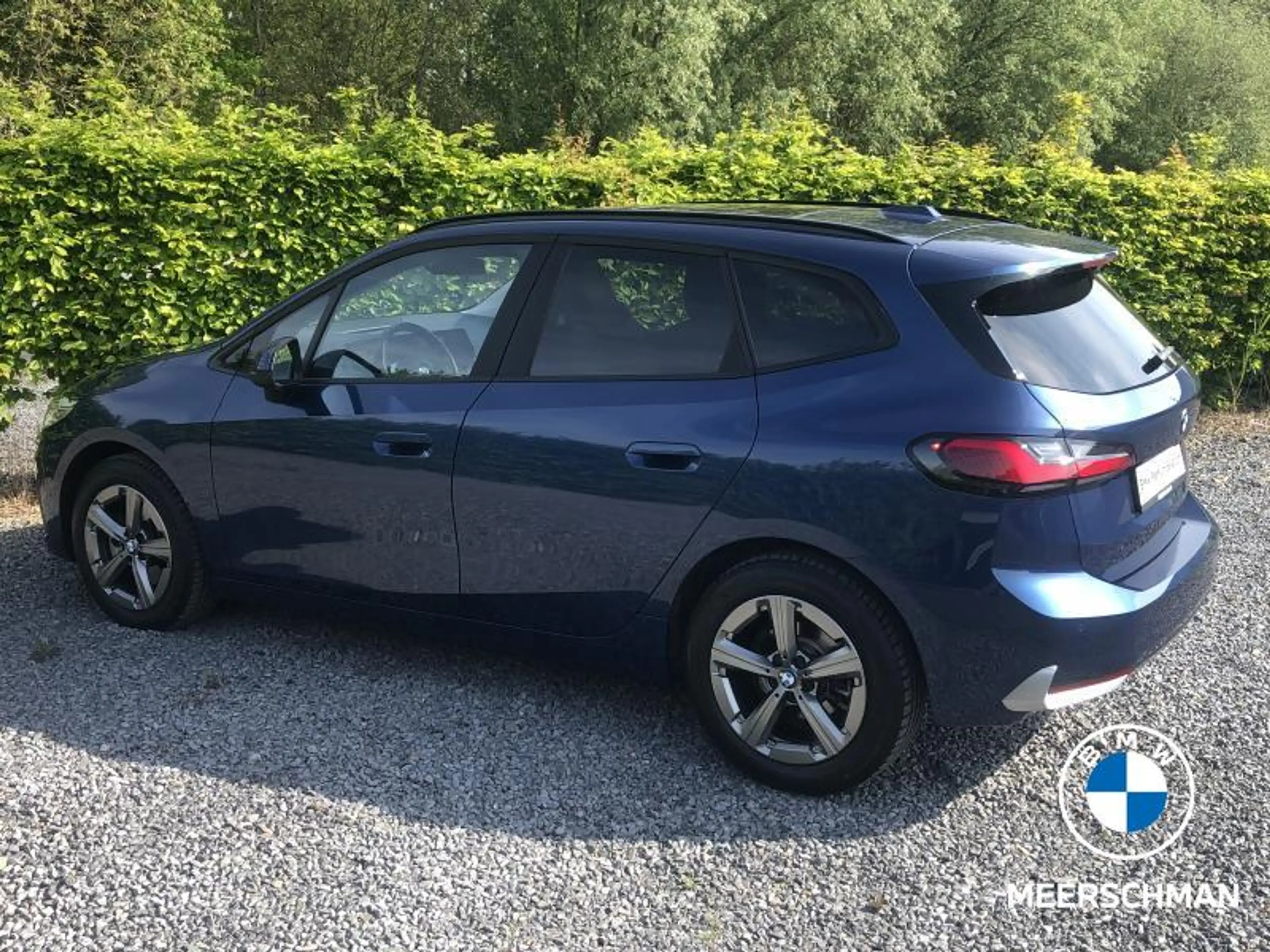 BMW 218 Active Tourer — photo 12