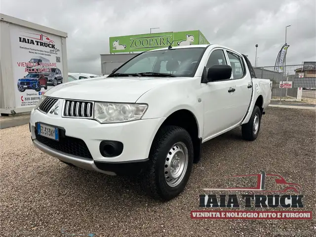 Mitsubishi L200 2.5D 136CV 5 POSTI CASSONE PROL E GANCIO TRAINO PI