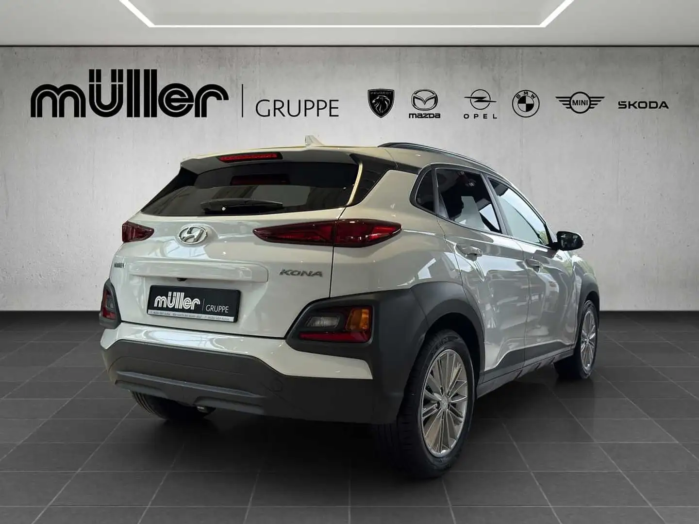 Hyundai KONA 1.6 T-GDI DCT Trend Blanco - 2