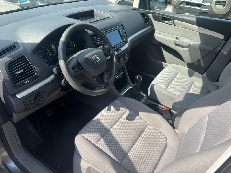 SEAT Alhambra 2,0 TDI 4WD Executive — photo 9