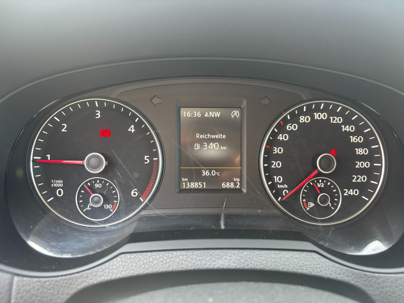 SEAT Alhambra 2,0 TDI 4WD Executive — photo 12