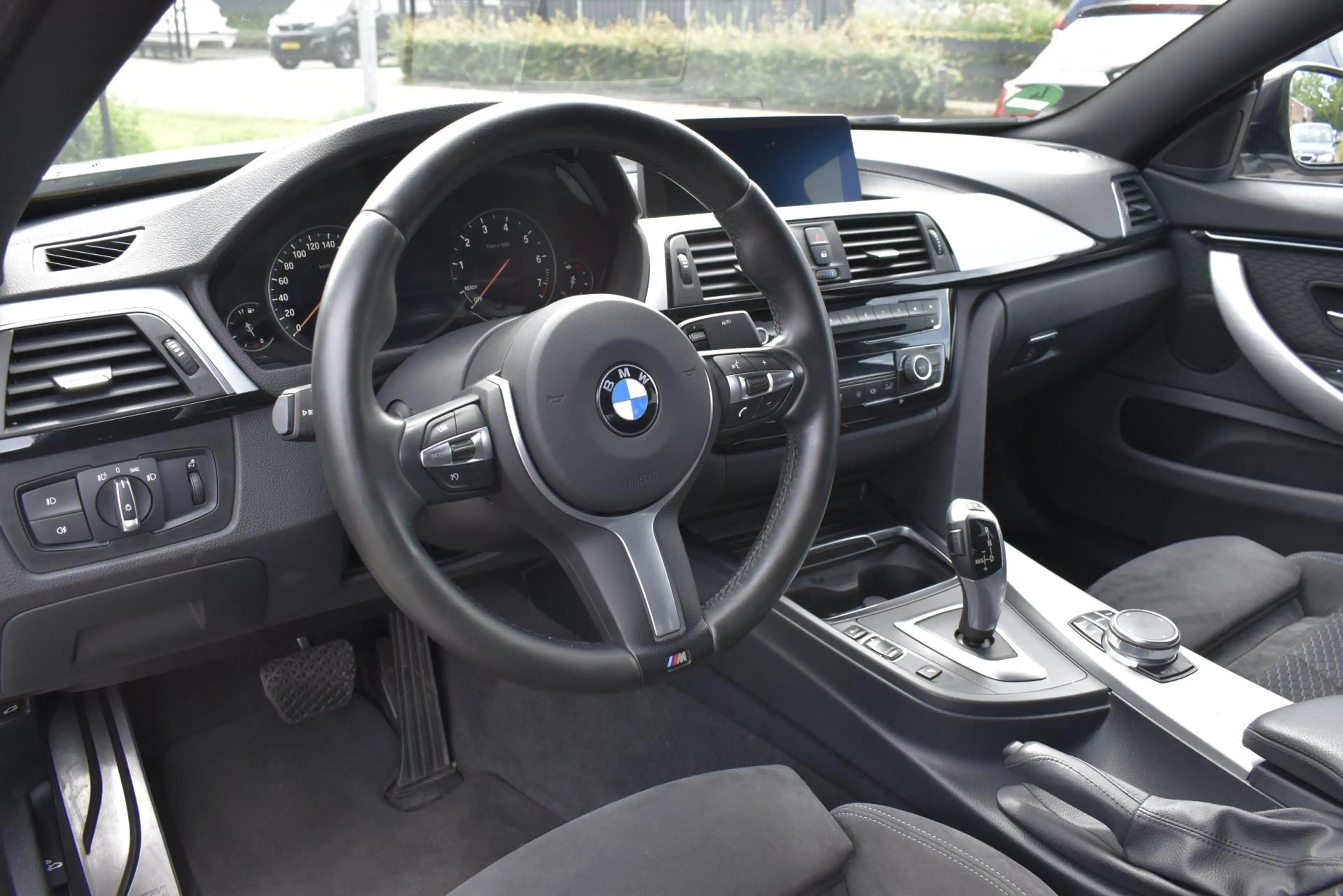 BMW 418 4-serie Gran Coupé 418i Executive m sport nl auto — photo 12