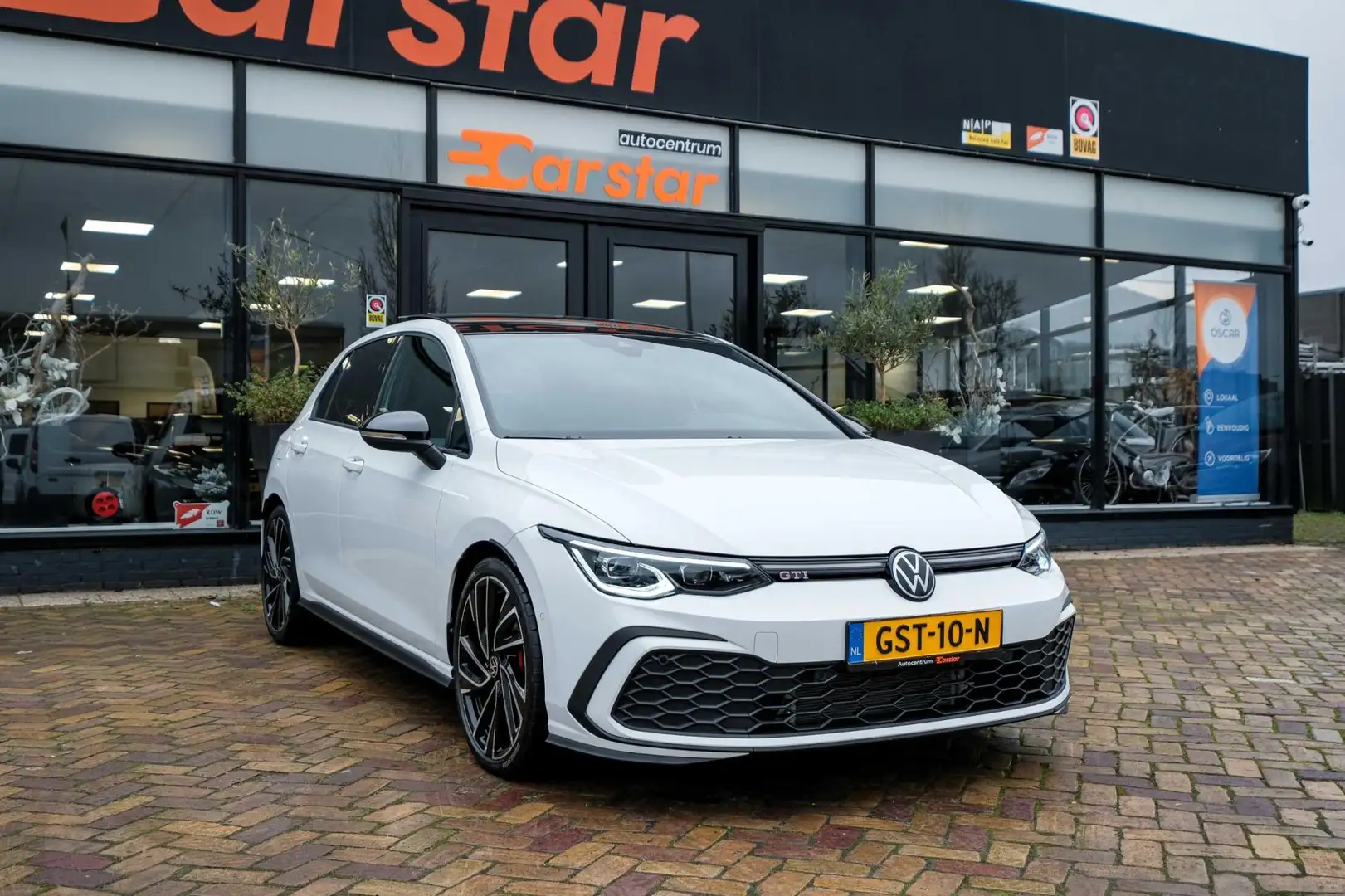 Volkswagen Golf GTI 2.0 TSI GTI|245PK|Pano|Sfeer|Camera| Wit - 2