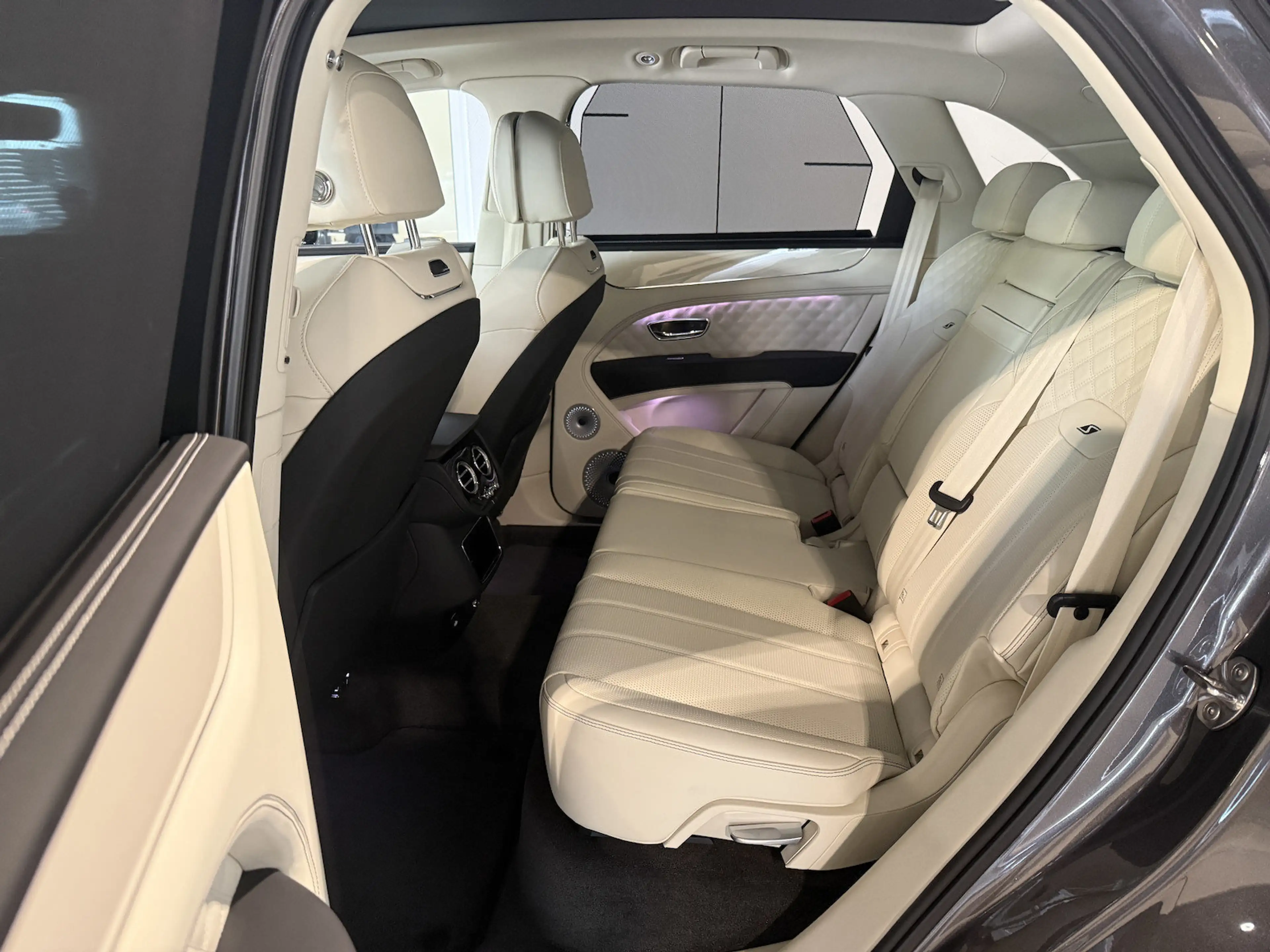 Bentley Bentayga S V8 Nachtsicht*Massage*B&O*22 Zoll — photo 9