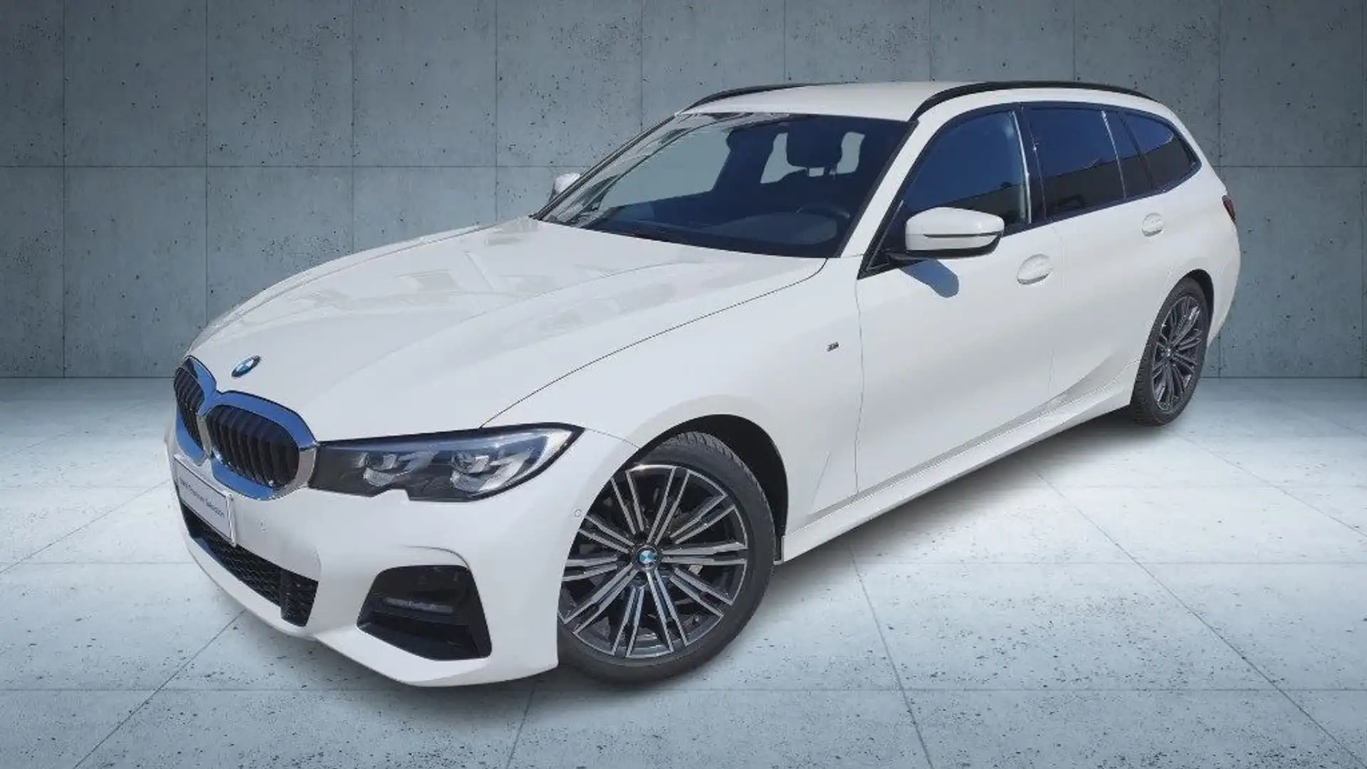 BMW 320 d Touring Msport Aut. Weiß - 1
