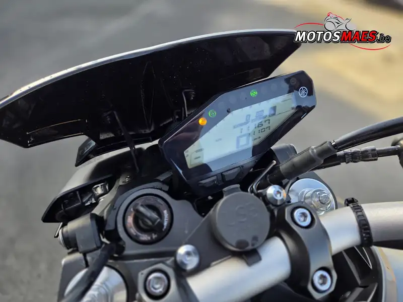 Yamaha MT-09 - foto 4