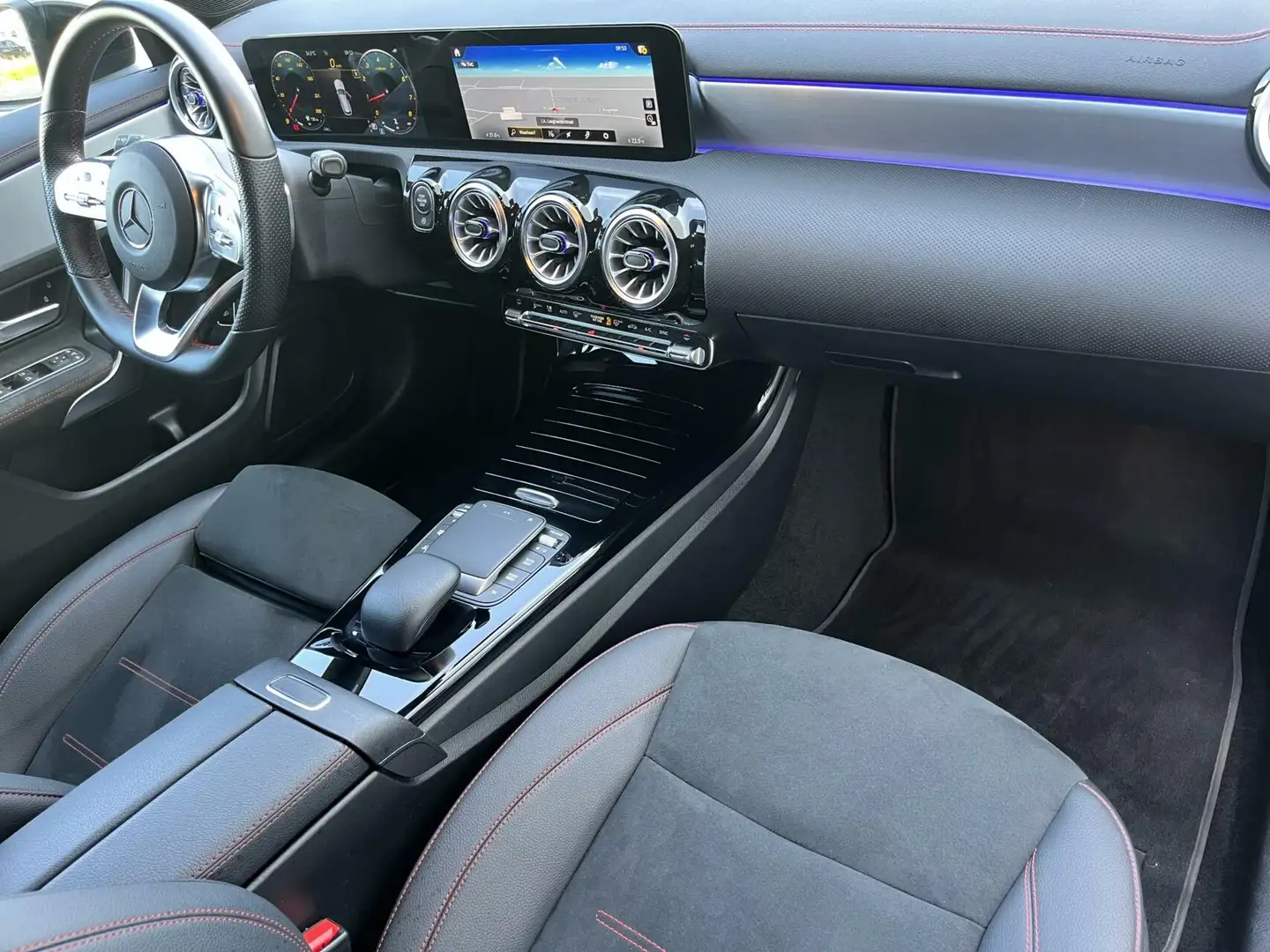 Mercedes-Benz CLA-klasse Shooting Brake AMG EL. TREKHAAK+KEYLESS Noir - 2