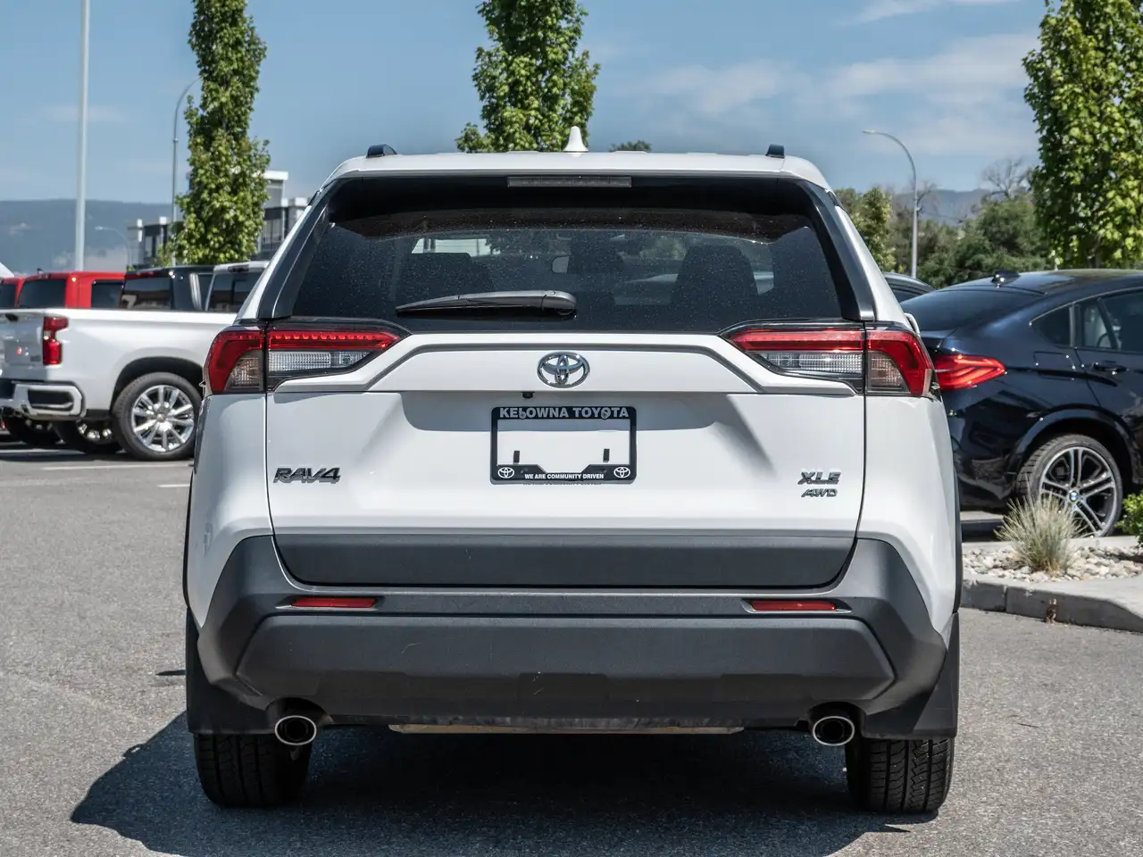 Toyota RAV 4 снимка Toyota RAV 4