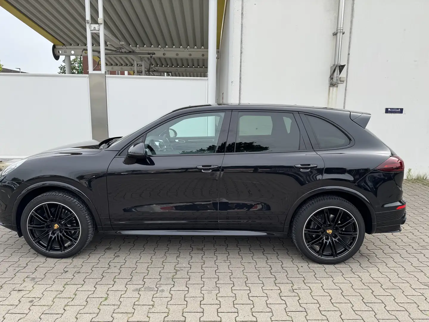 Porsche Cayenne Diesel Platinum Edition - 2