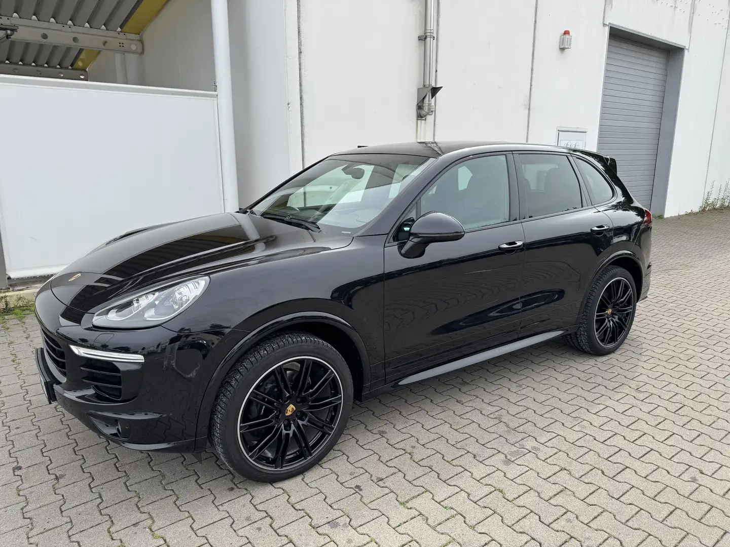 Porsche Cayenne Diesel Platinum Edition - 1