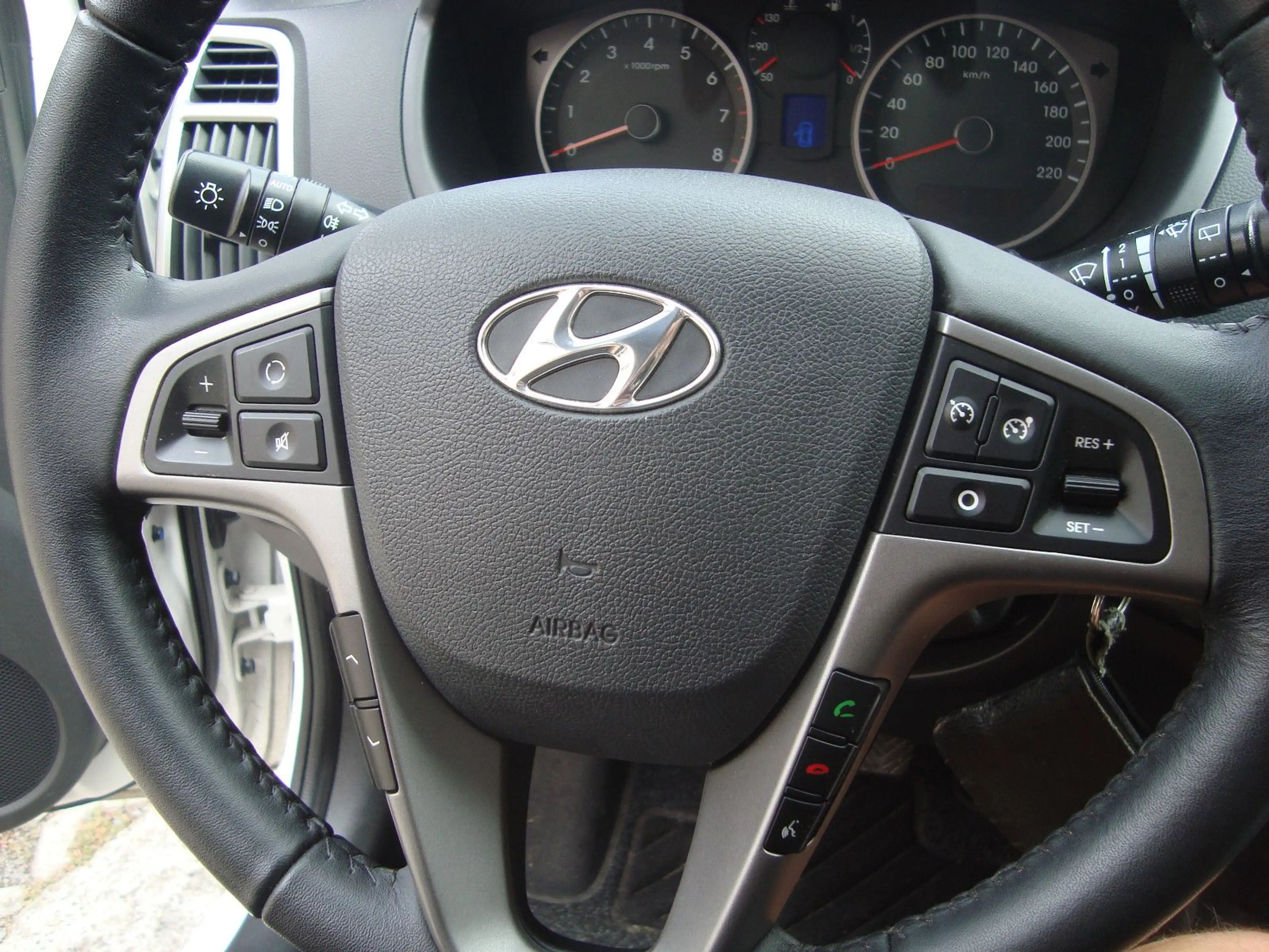 Hyundai i20 GO /Klima/PDC/Sitzheizung/Alu/ESP — photo 19