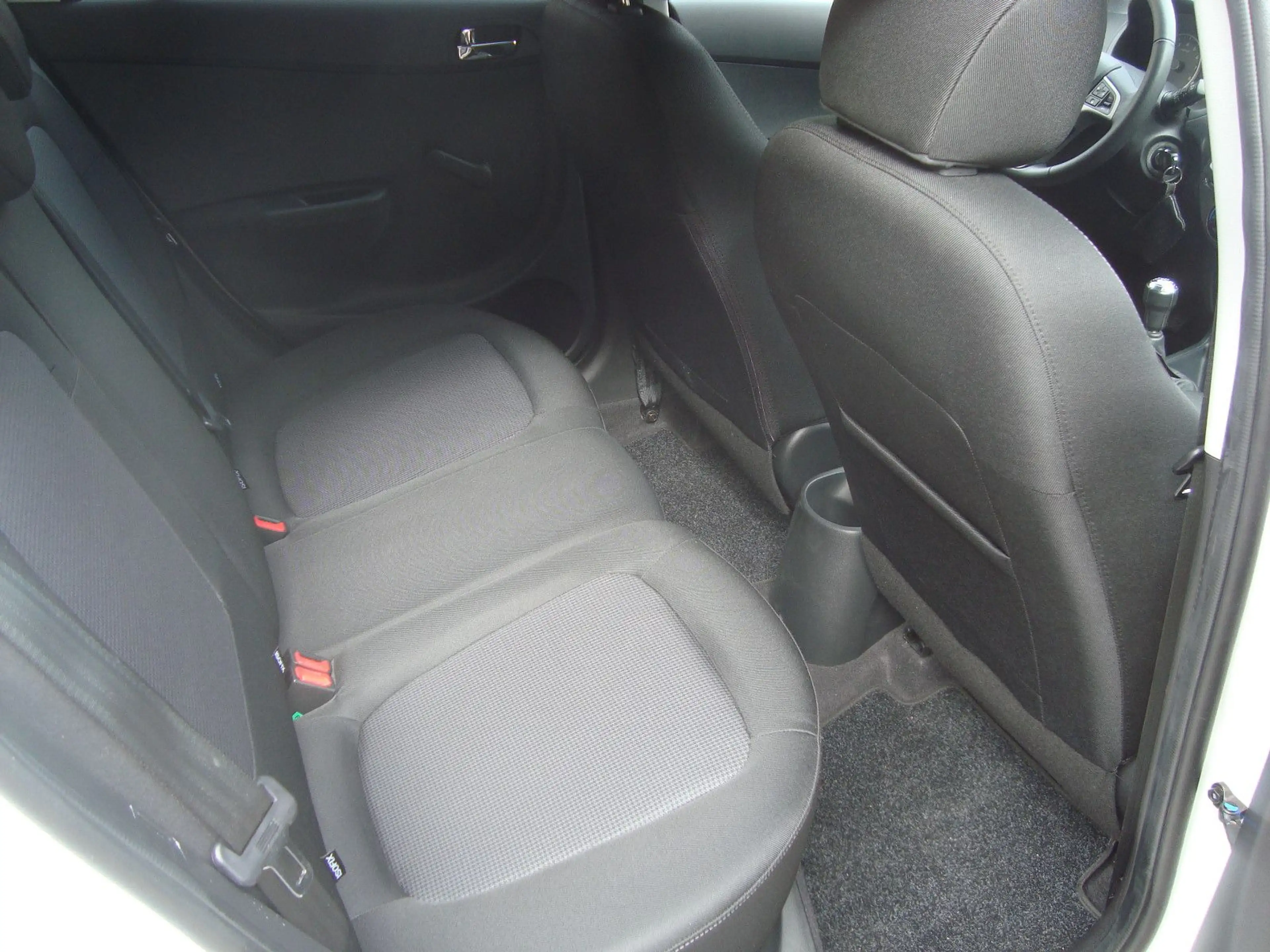Hyundai i20 GO /Klima/PDC/Sitzheizung/Alu/ESP — photo 12