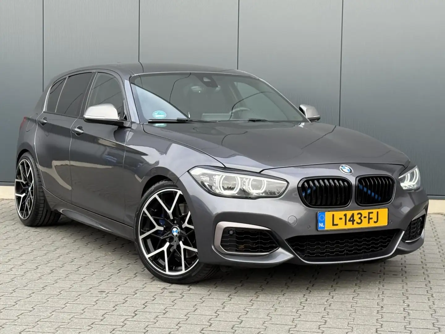BMW 140 1-serie M140i xDrive High Executive Oh Historie - Grau - 2