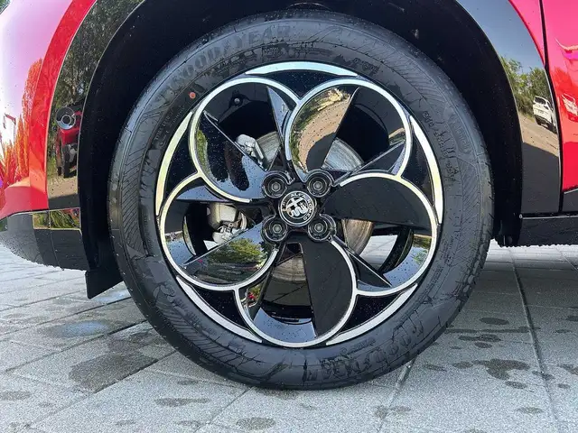 Alfa Romeo Junior view 9