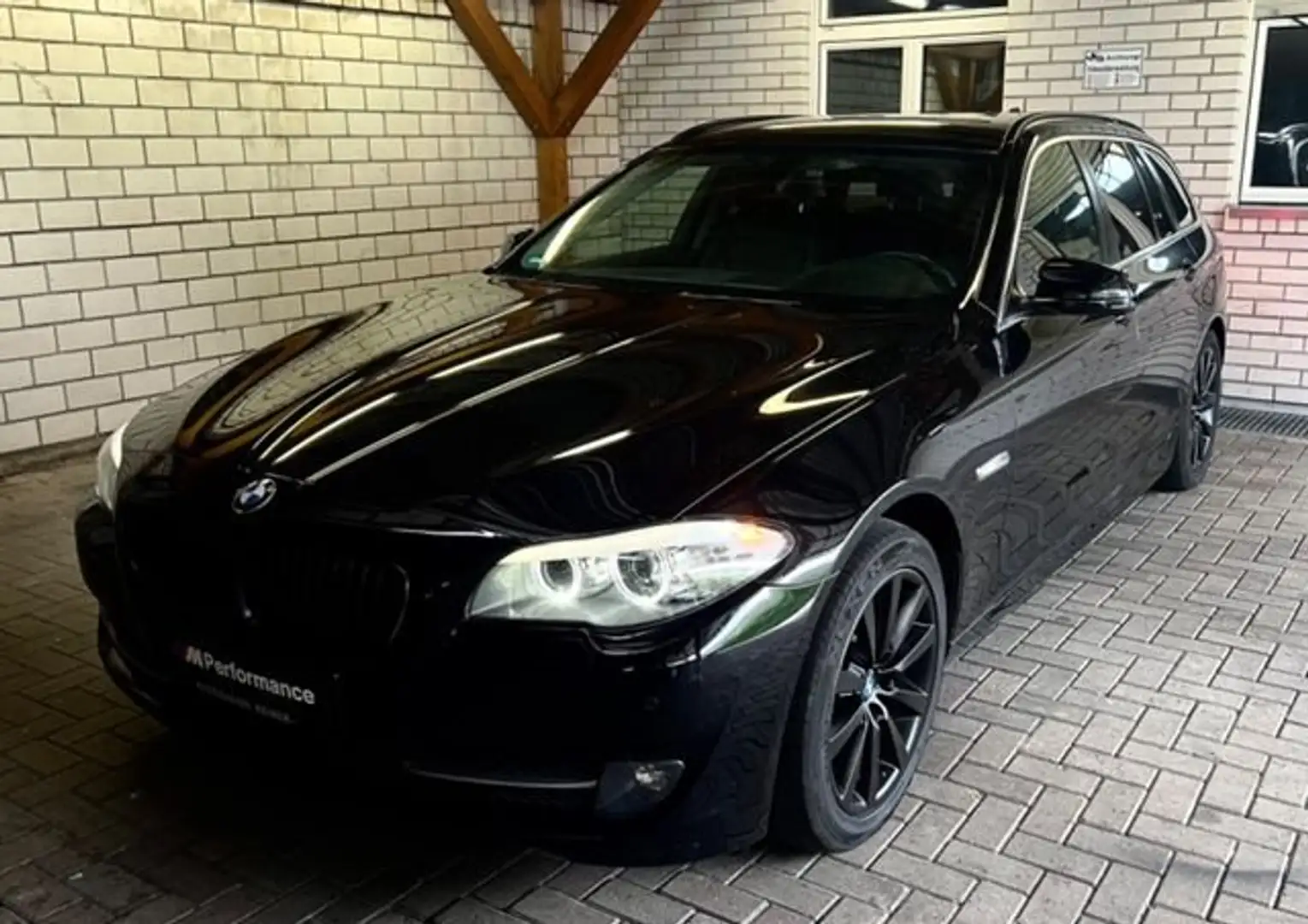 BMW 520 520d BMW 520 Touring  Xenon Sitzheizung Leder Navi Noir - 1