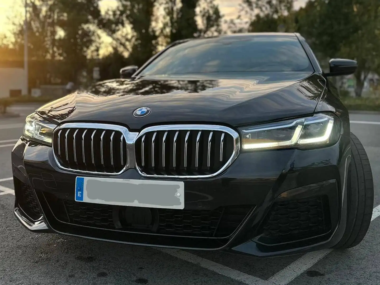 BMW 520 M Sport SAG Negro - 1