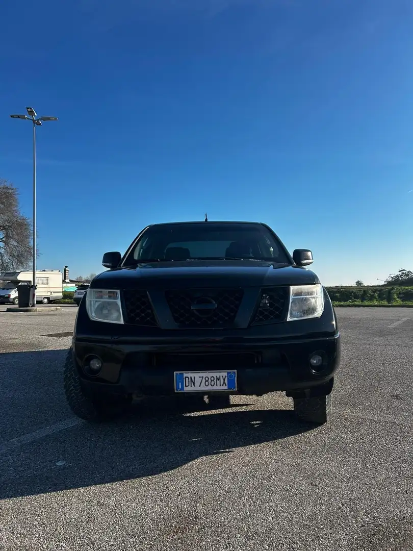Nissan Navara d.cab 2.5 dci LE 174cv - 1