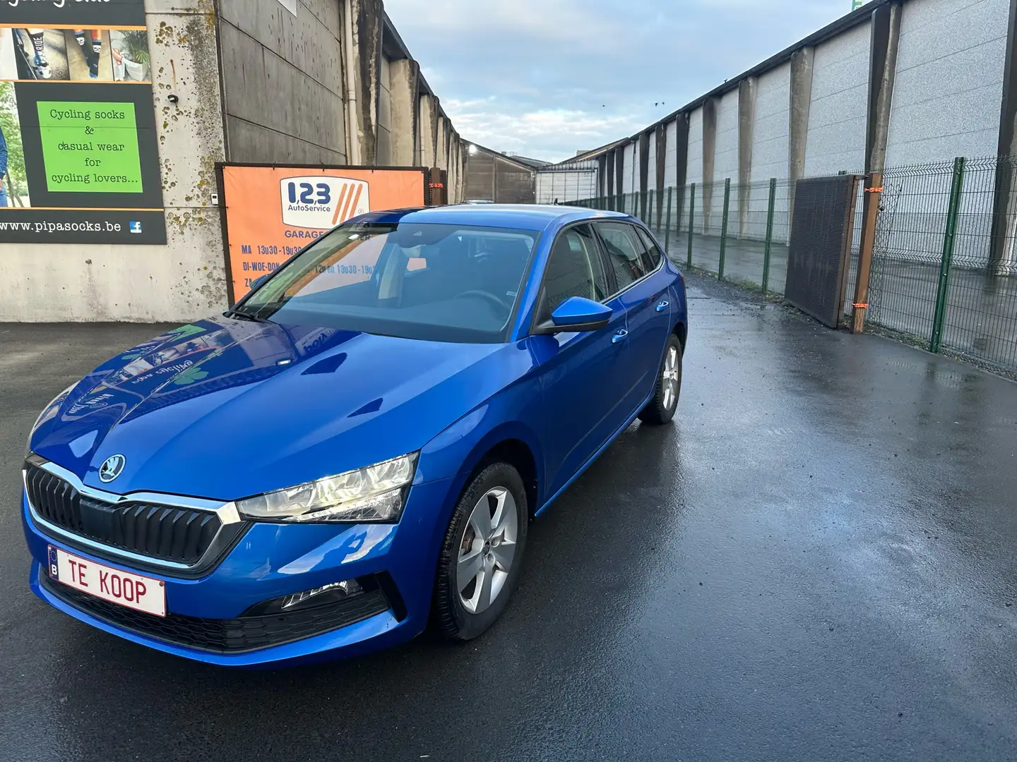 Skoda Scala 1.0 TSI Ambition Led Bleu - 2