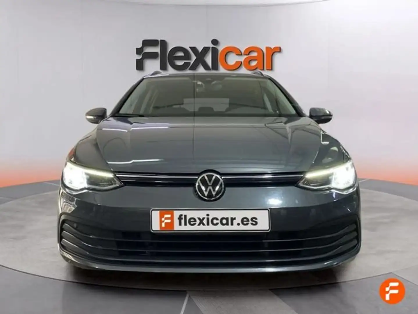 Volkswagen Golf Life 1.5 eTSI 96kW (130CV) DSG Variant Gris - 2