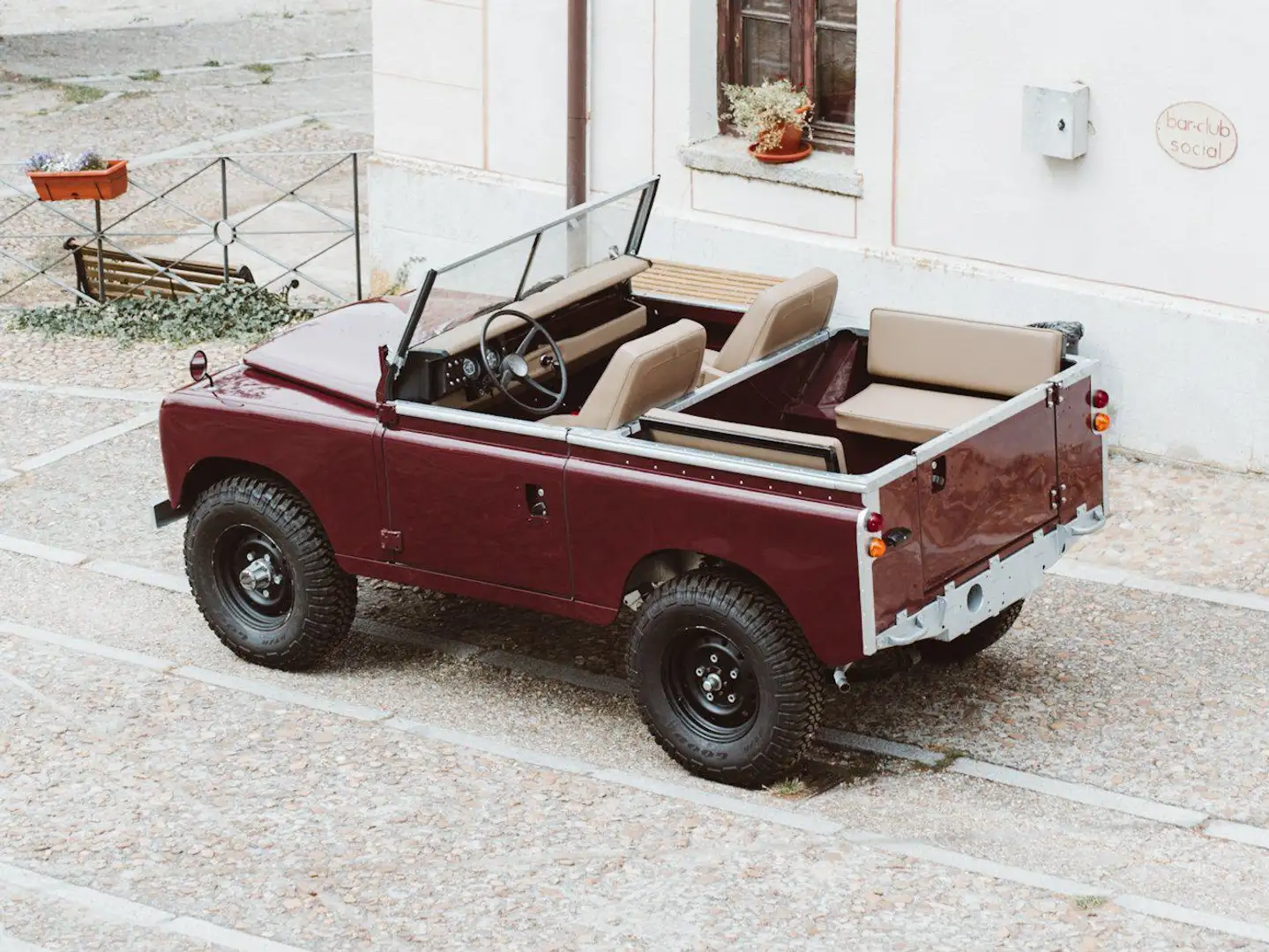Land Rover Series III 88 Fioletowy - 2