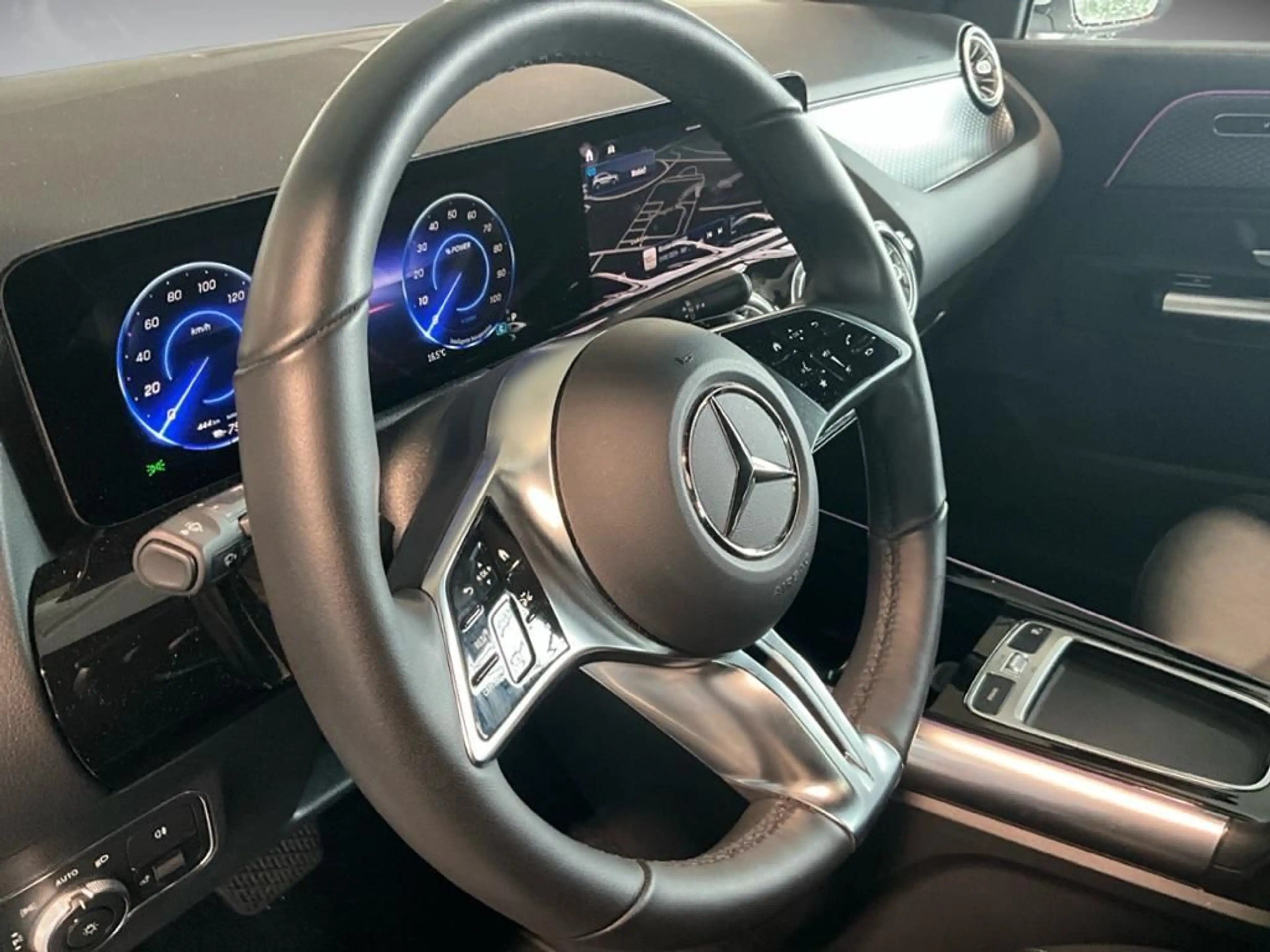 Mercedes-Benz EQA 250+ Progressive Advanced AUT Kam. KlimaA LM — photo 9
