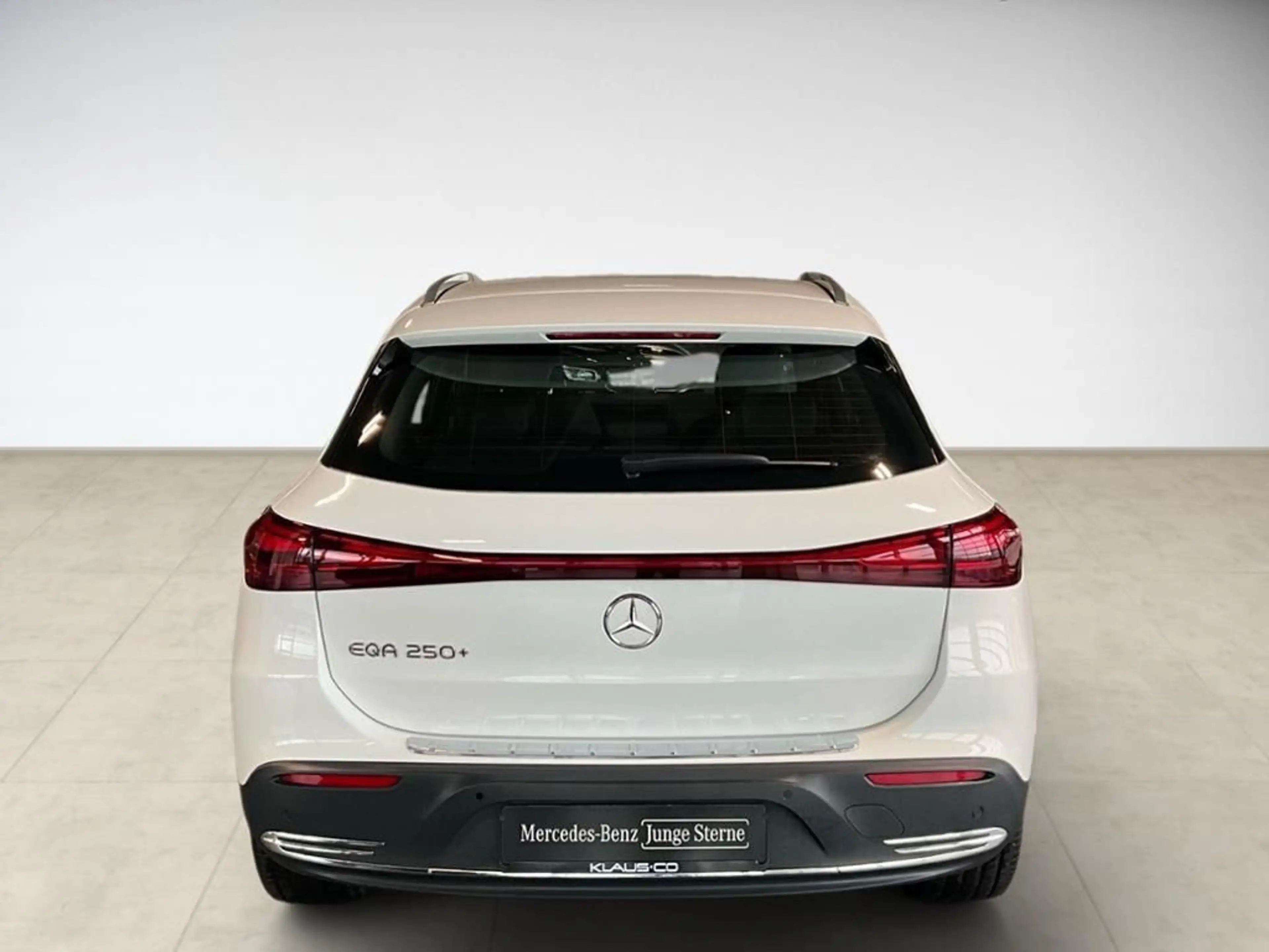 Mercedes-Benz EQA 250+ Progressive Advanced AUT Kam. KlimaA LM — photo 5