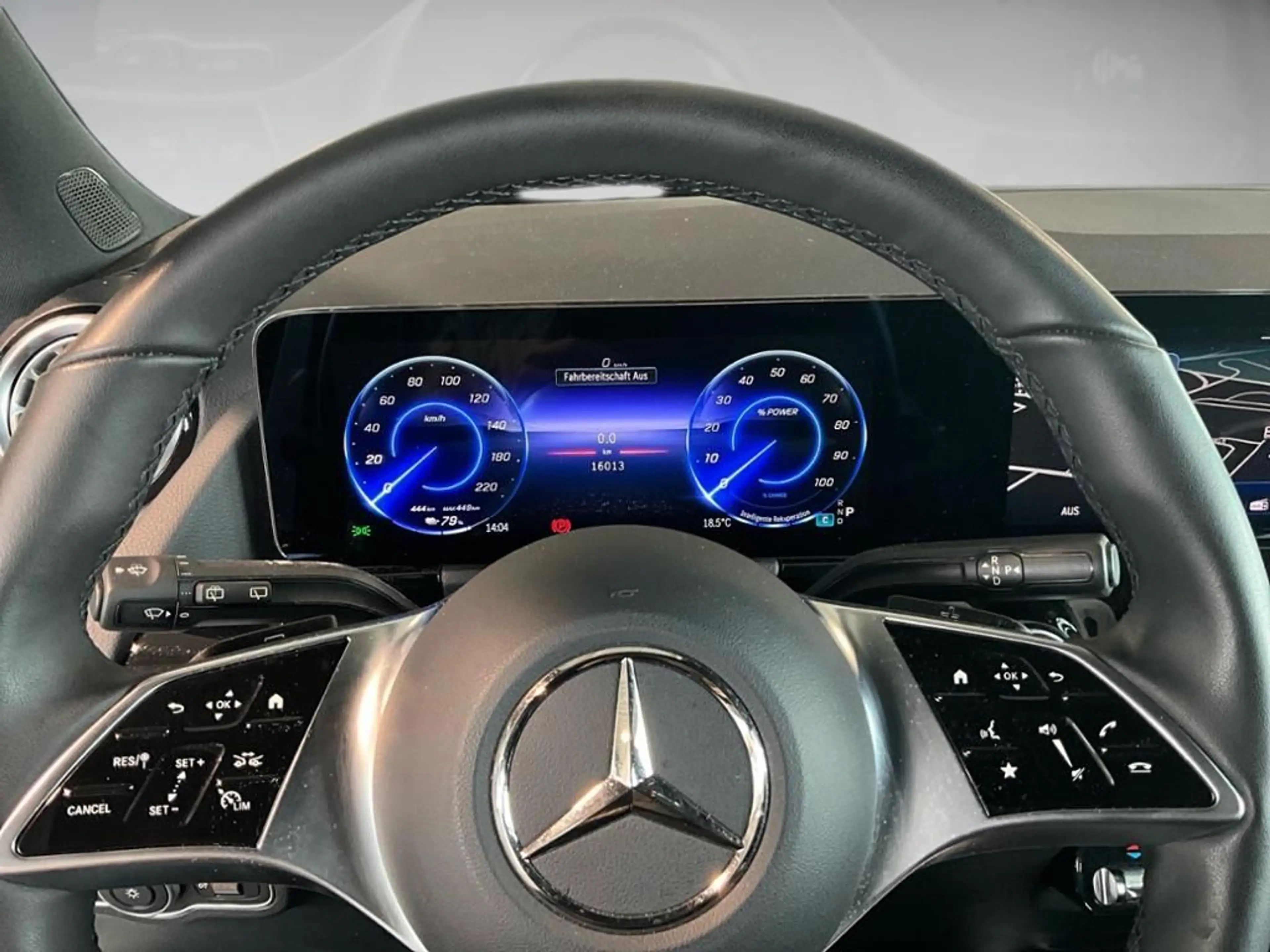 Mercedes-Benz EQA 250+ Progressive Advanced AUT Kam. KlimaA LM — photo 8