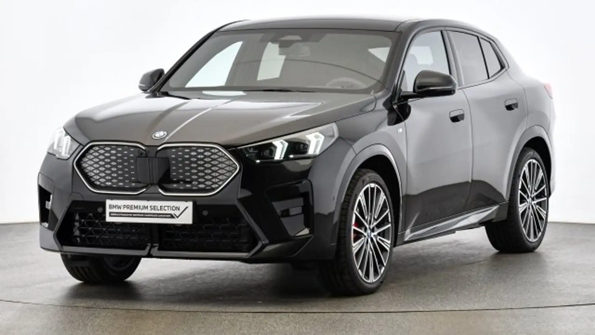 BMW iX2 eDrive 20 U10 Schwarz - 1