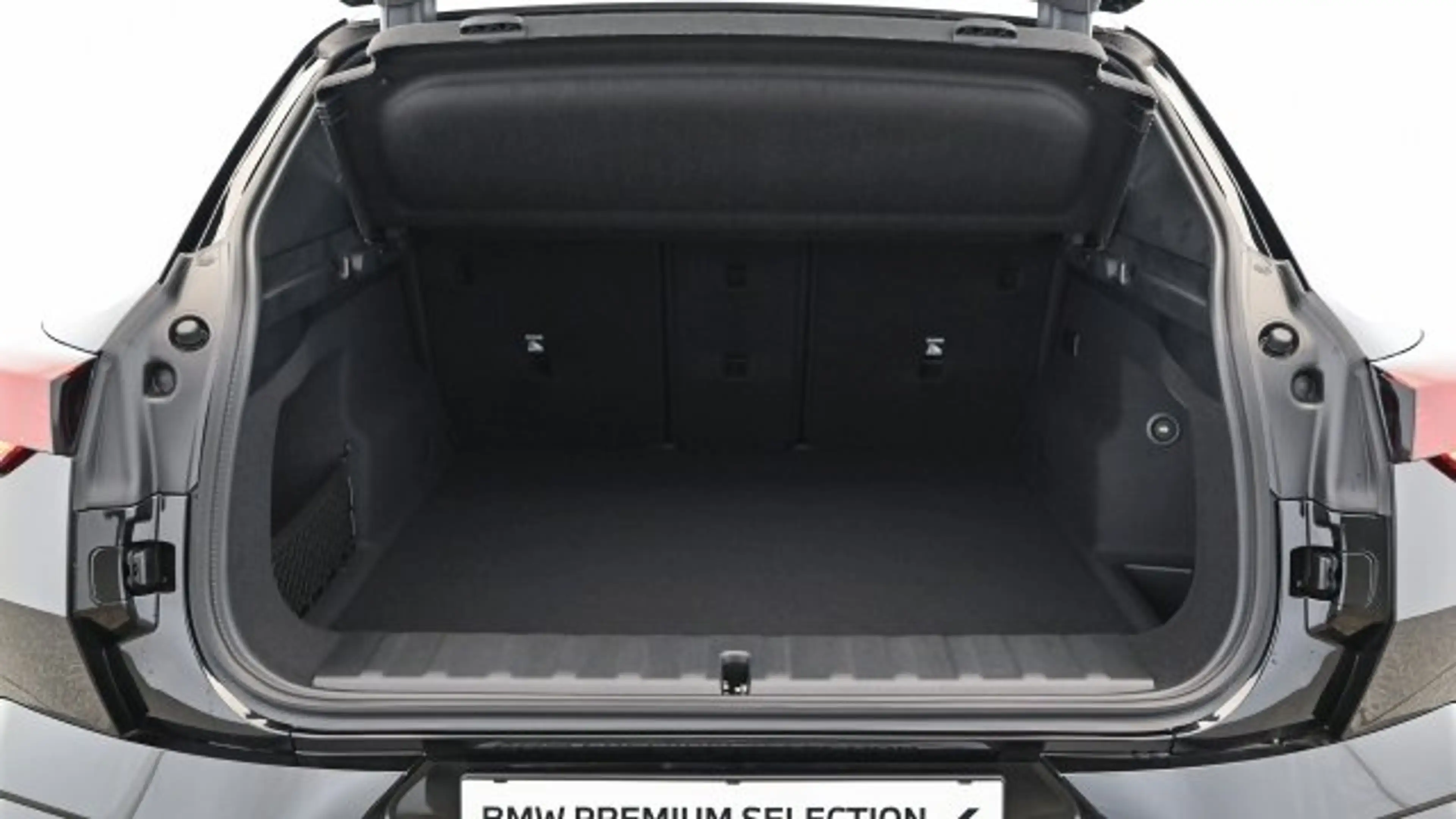 BMW iX2 eDrive 20 U10 — photo 14