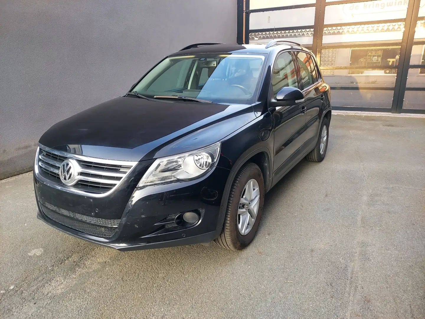 Volkswagen Tiguan 2.0 TDI DPF BlueMotion Technology Trend & Fun - 1