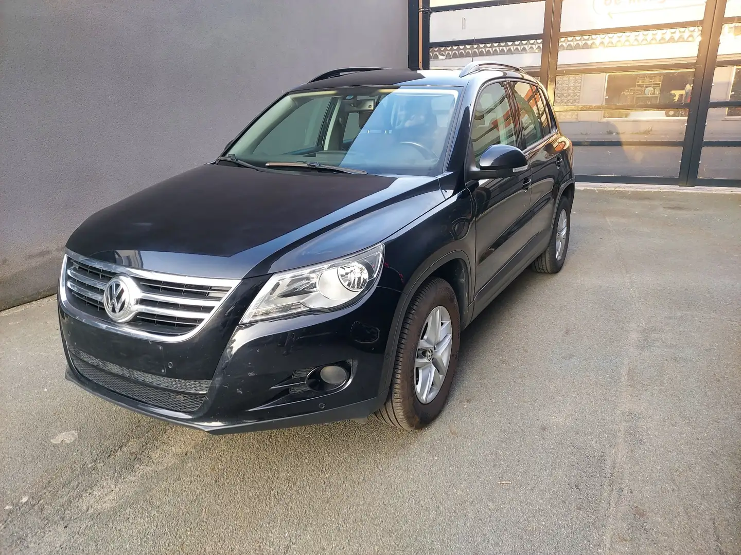 Volkswagen Tiguan 2.0 TDI DPF BlueMotion Technology Trend & Fun - 2
