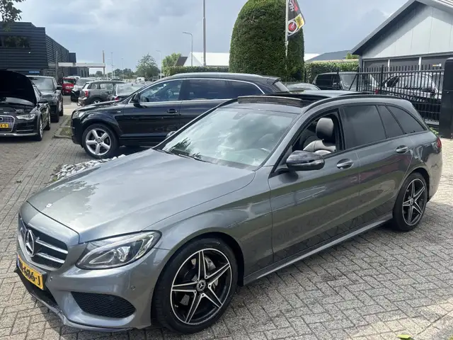 Mercedes-Benz C-Class view 8