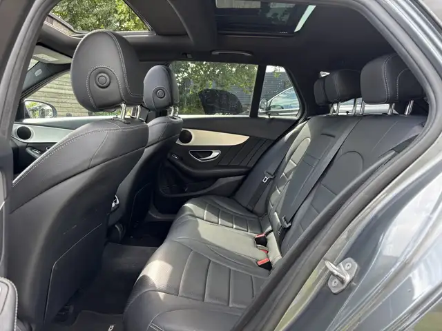 Mercedes-Benz C-Class view 12