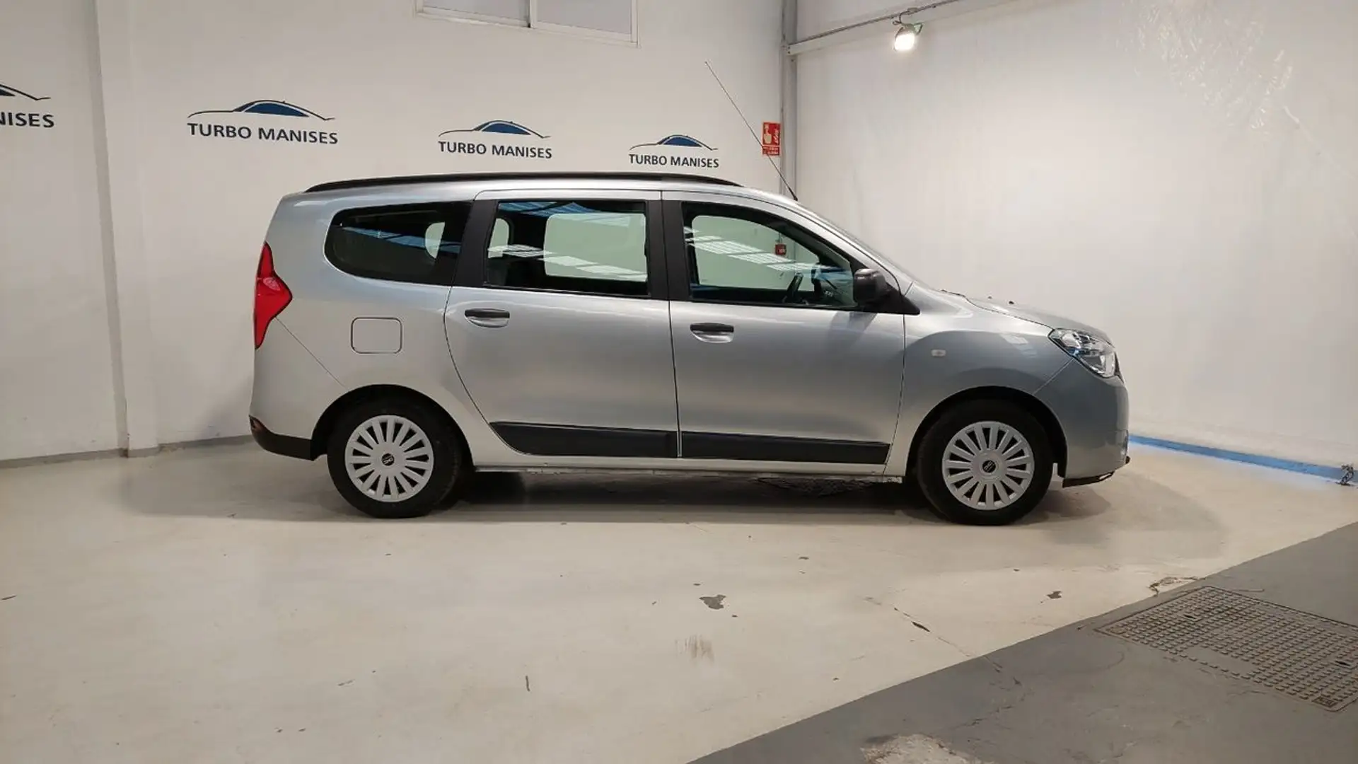 Dacia Lodgy TCE GPF Essential 5pl. 75kW Gris - 2