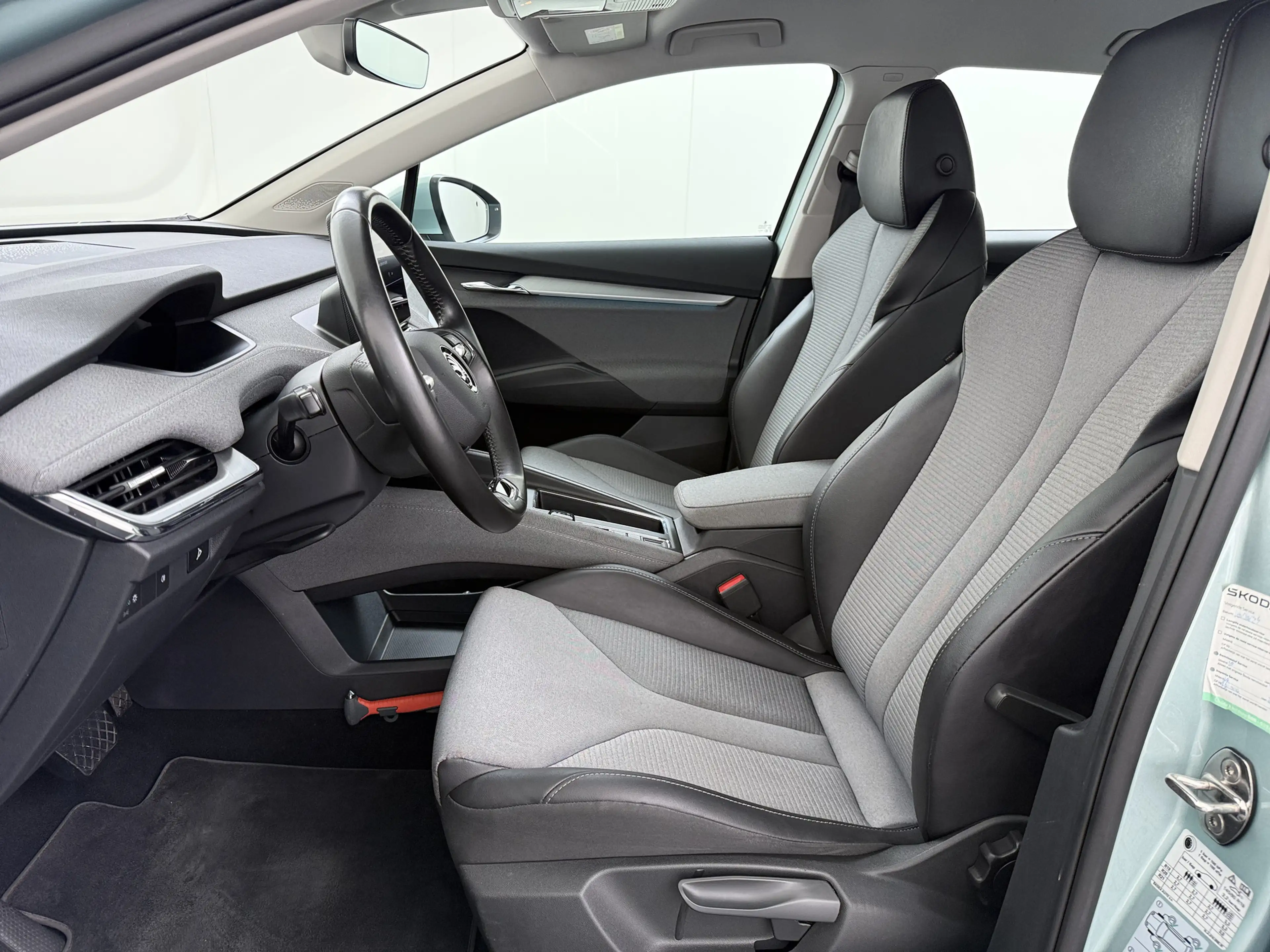 Skoda Enyaq iV 60 SOH 91% Trekhaak Camera P-Assist Apple Carpl — photo 10