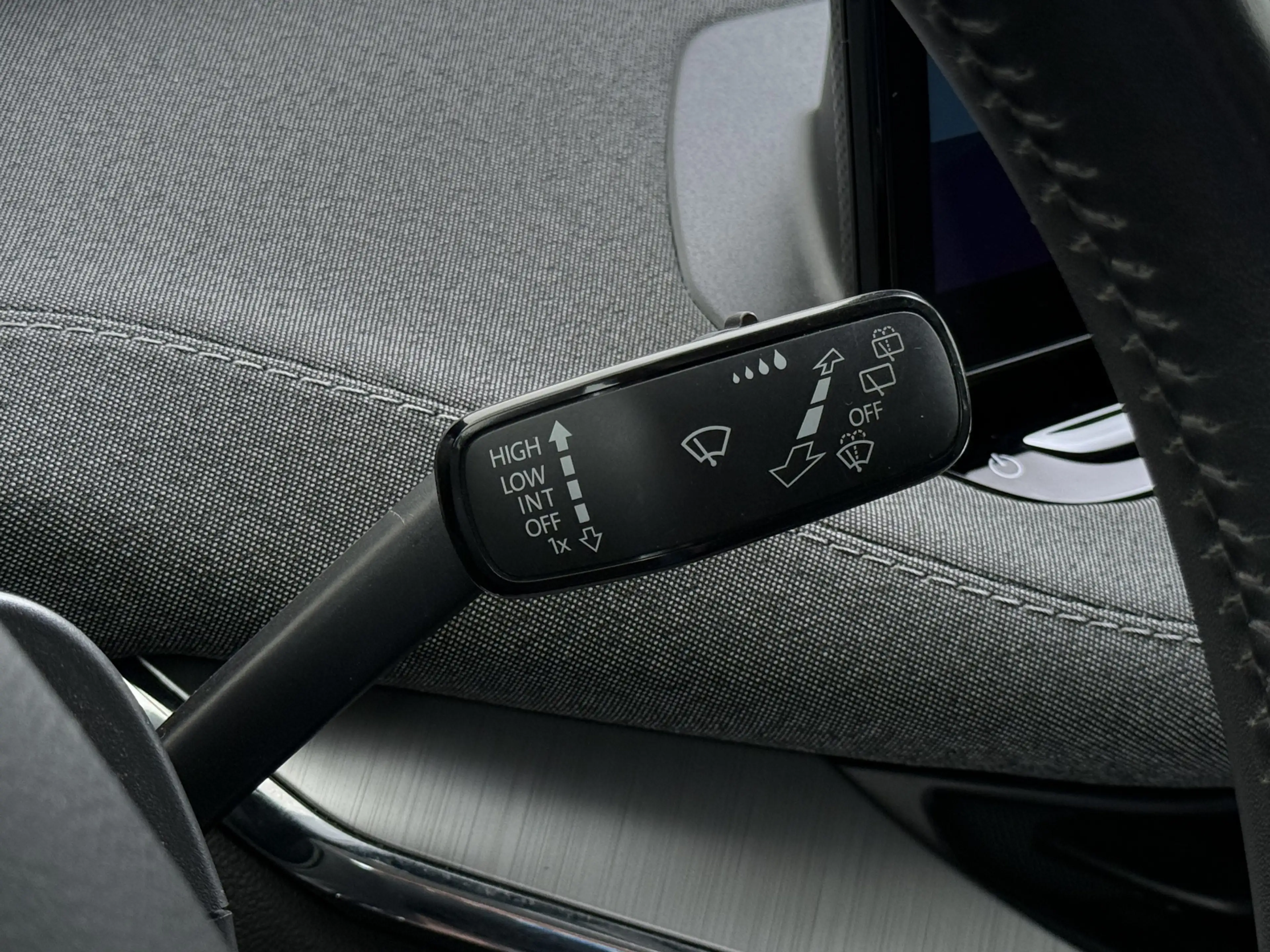 Skoda Enyaq iV 60 SOH 91% Trekhaak Camera P-Assist Apple Carpl — photo 35