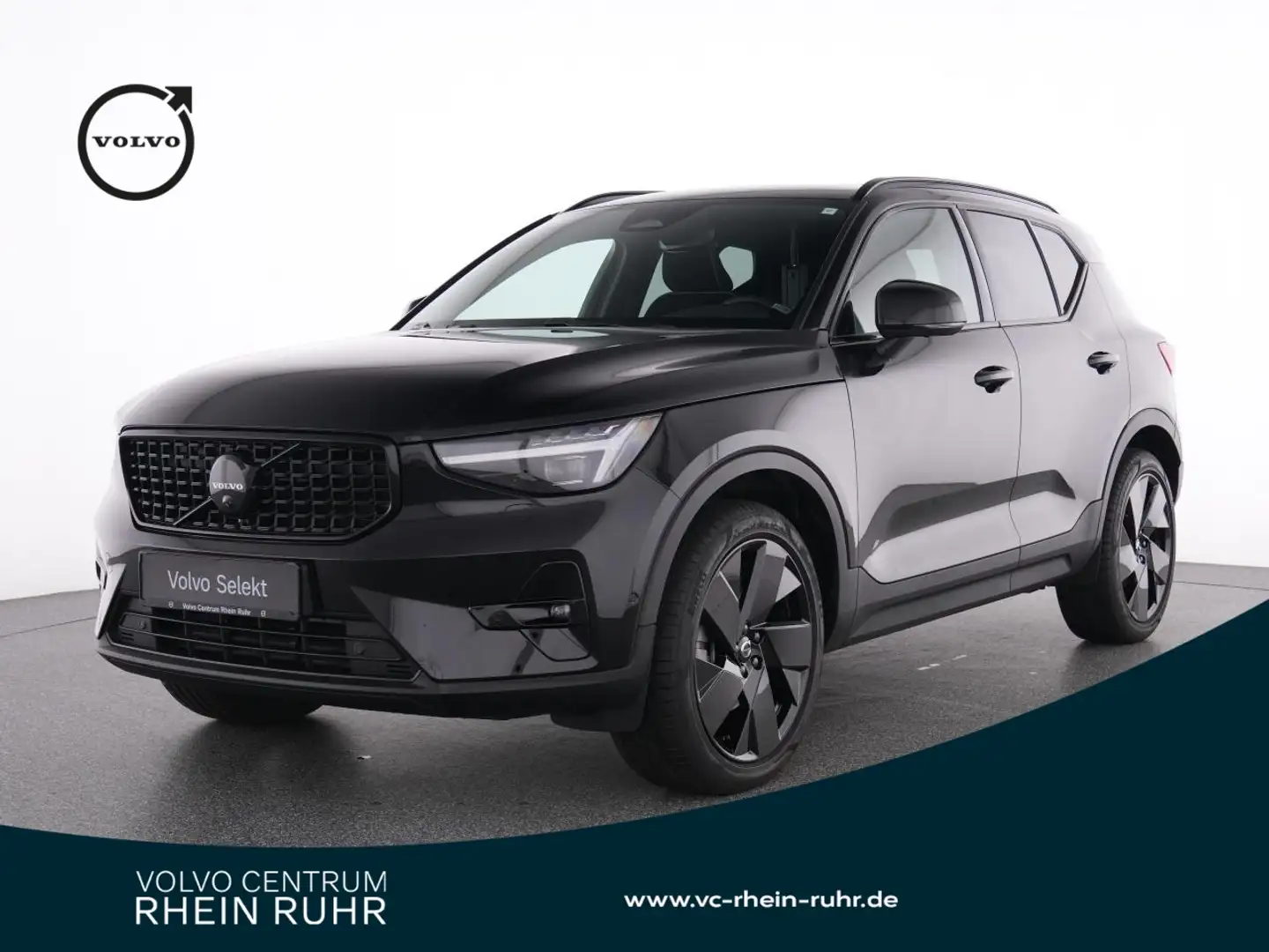 Volvo XC40 B3 Ultra Black+WINTERPAK+MEMRY+PANO+KAM+20" Schwarz - 1