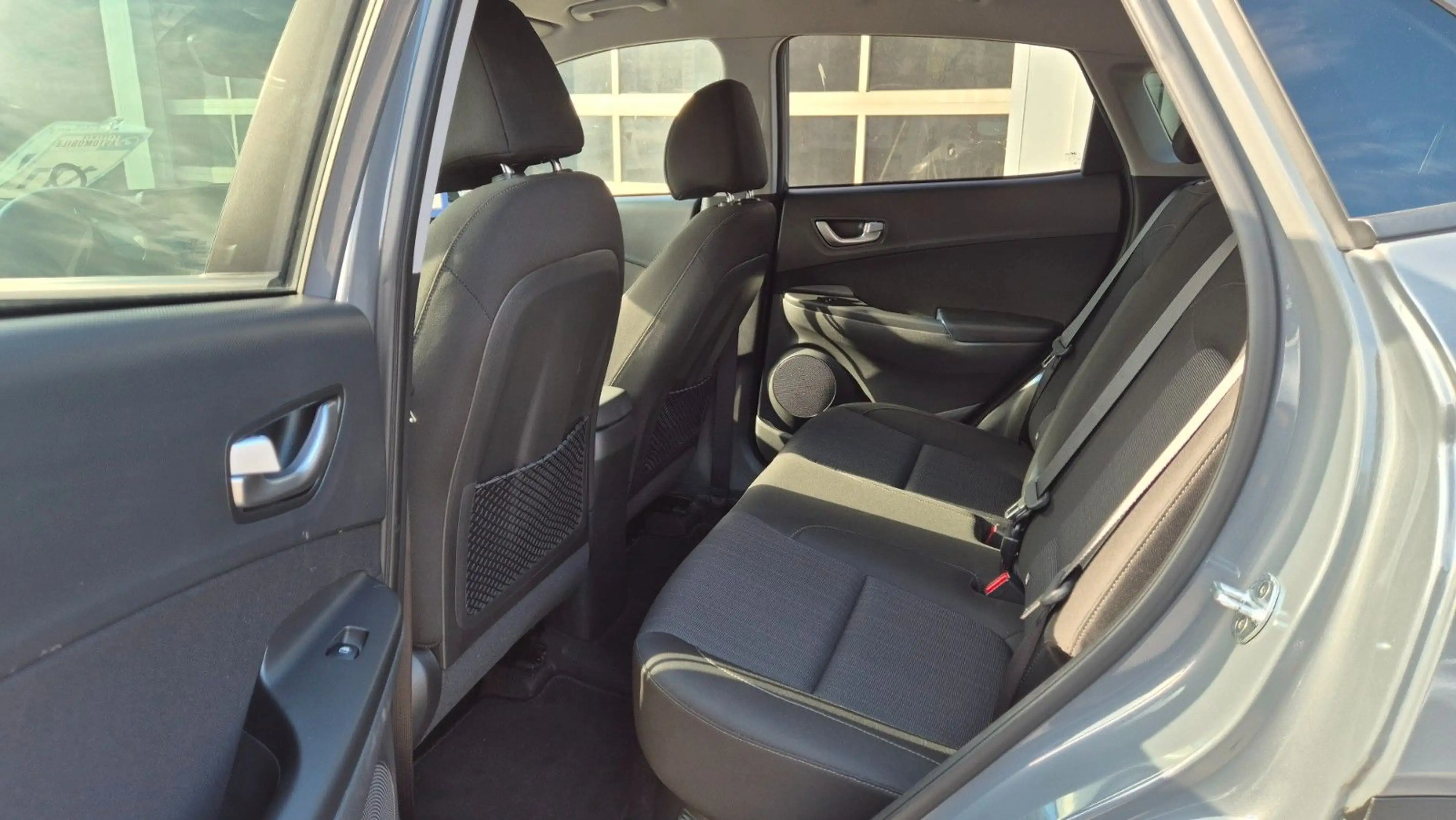 Hyundai KONA Edition 30+ Hybrid 2WD — photo 11