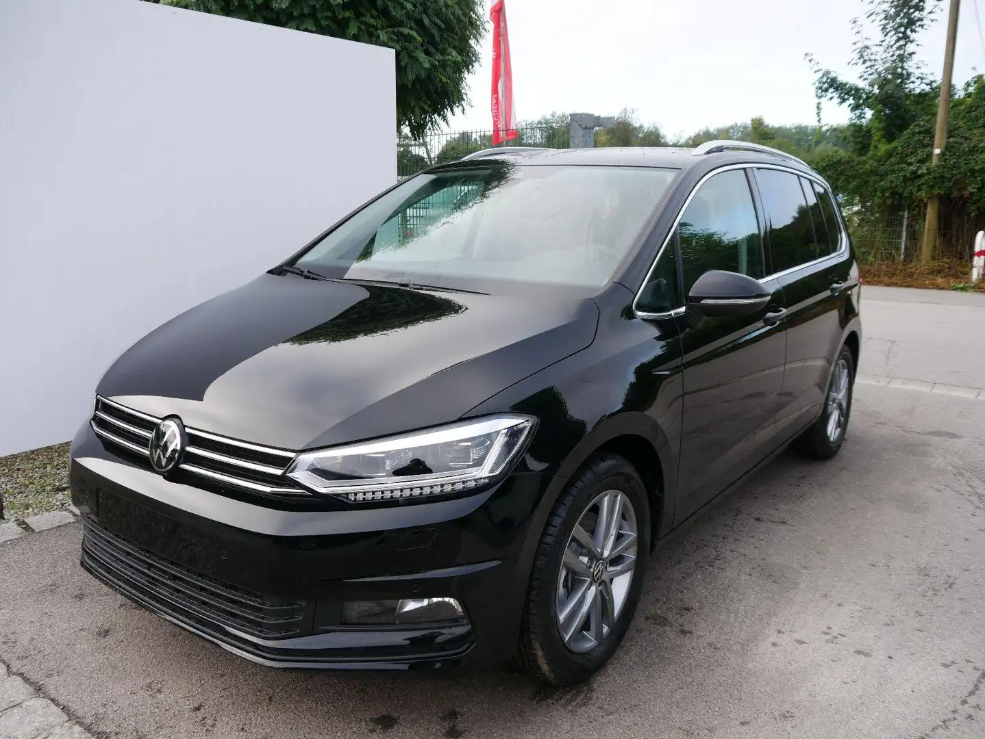 Volkswagen Touran 1.5 TSI DSG COMFORTLINE*ACC*LED*PDC*KAMERA*NAVI*SH Schwarz - 2