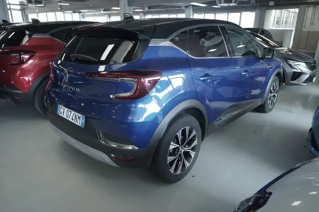 Renault Captur view 4