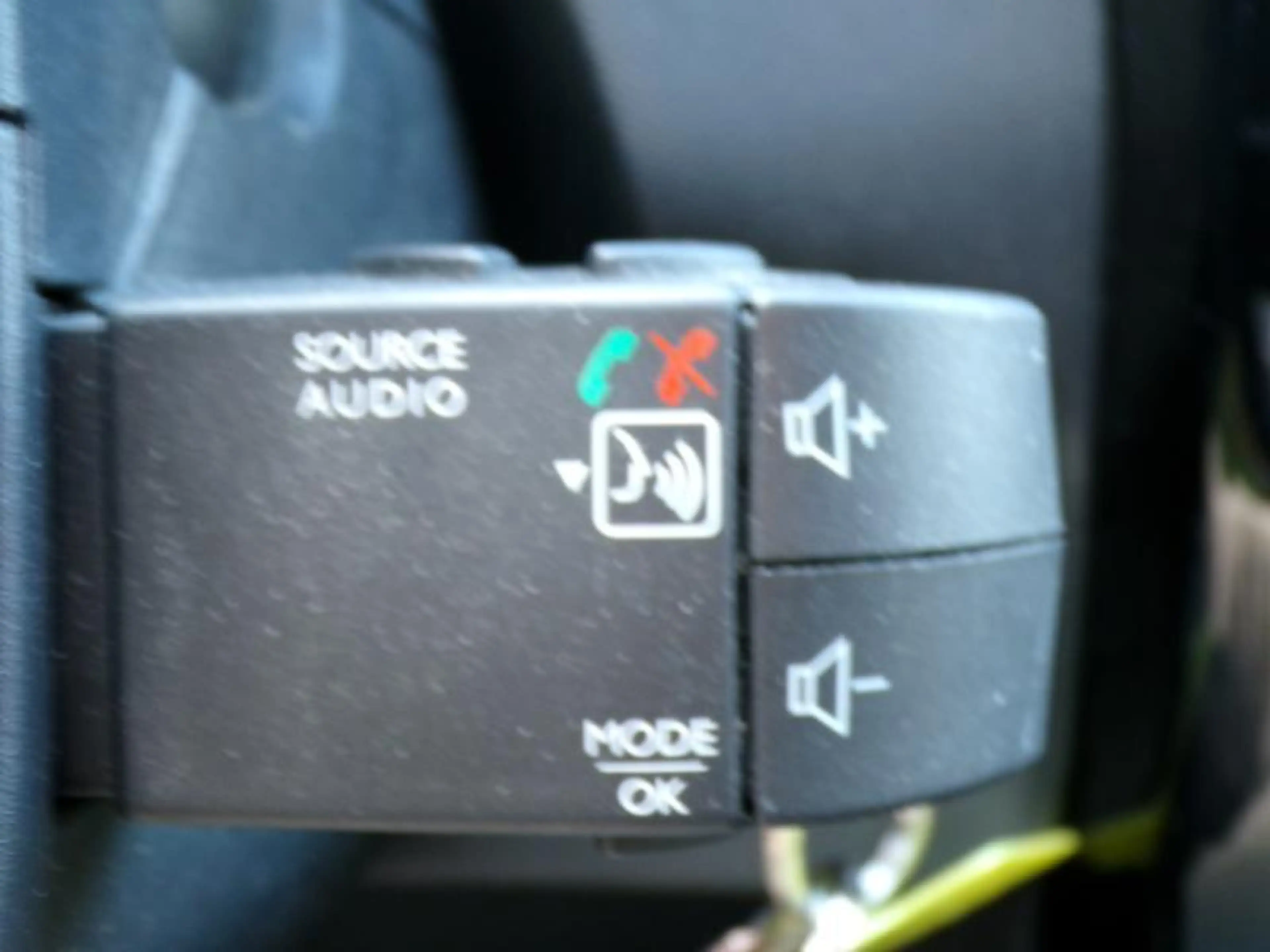 Dacia Duster 1.5 DCi 90cv Gris 10/17 50808km Airco GPS Cruise — photo 13