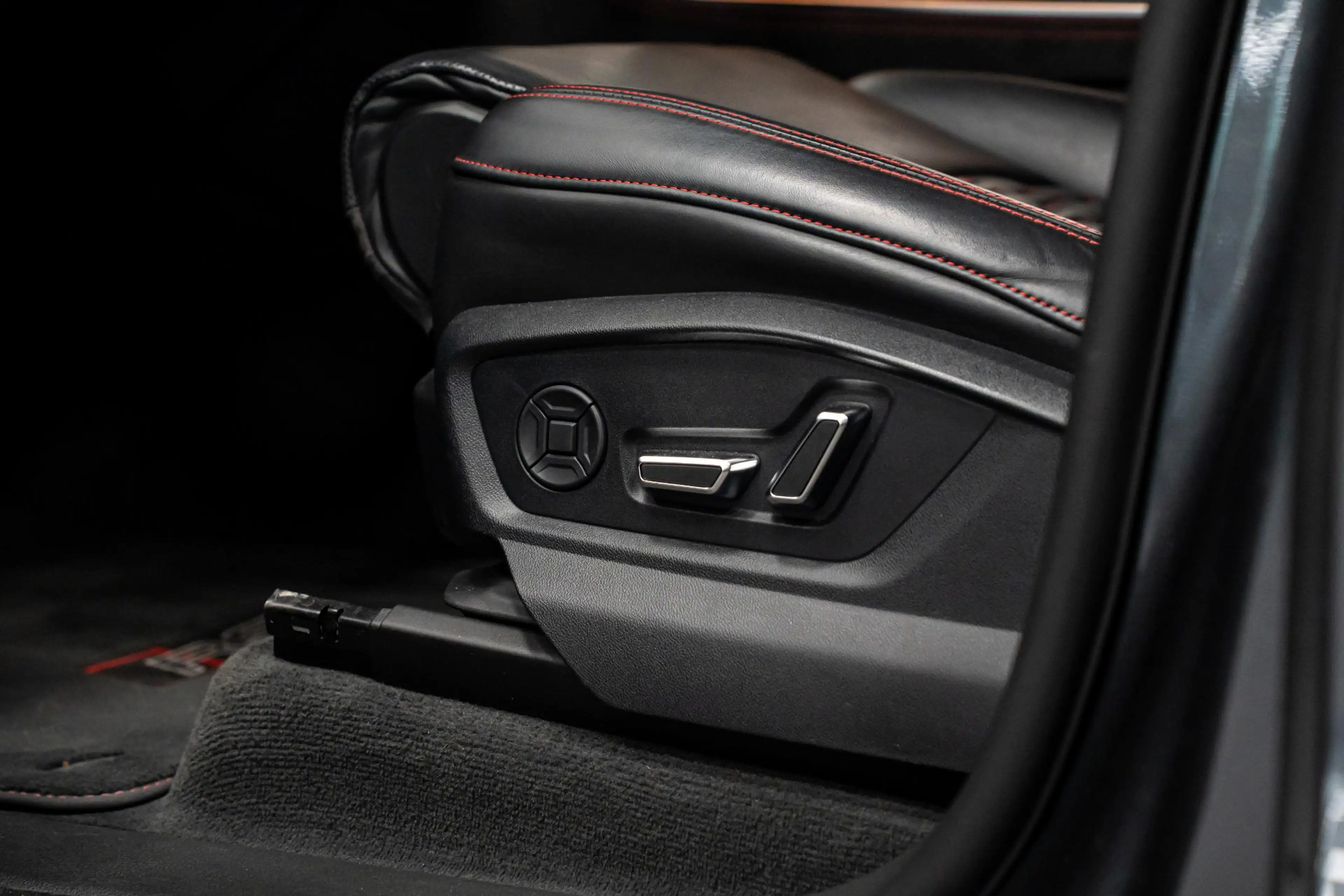 Audi RS Q8 4.0 TFSI Quattro *Bang & Olufsen / Standkachel / S — photo 5