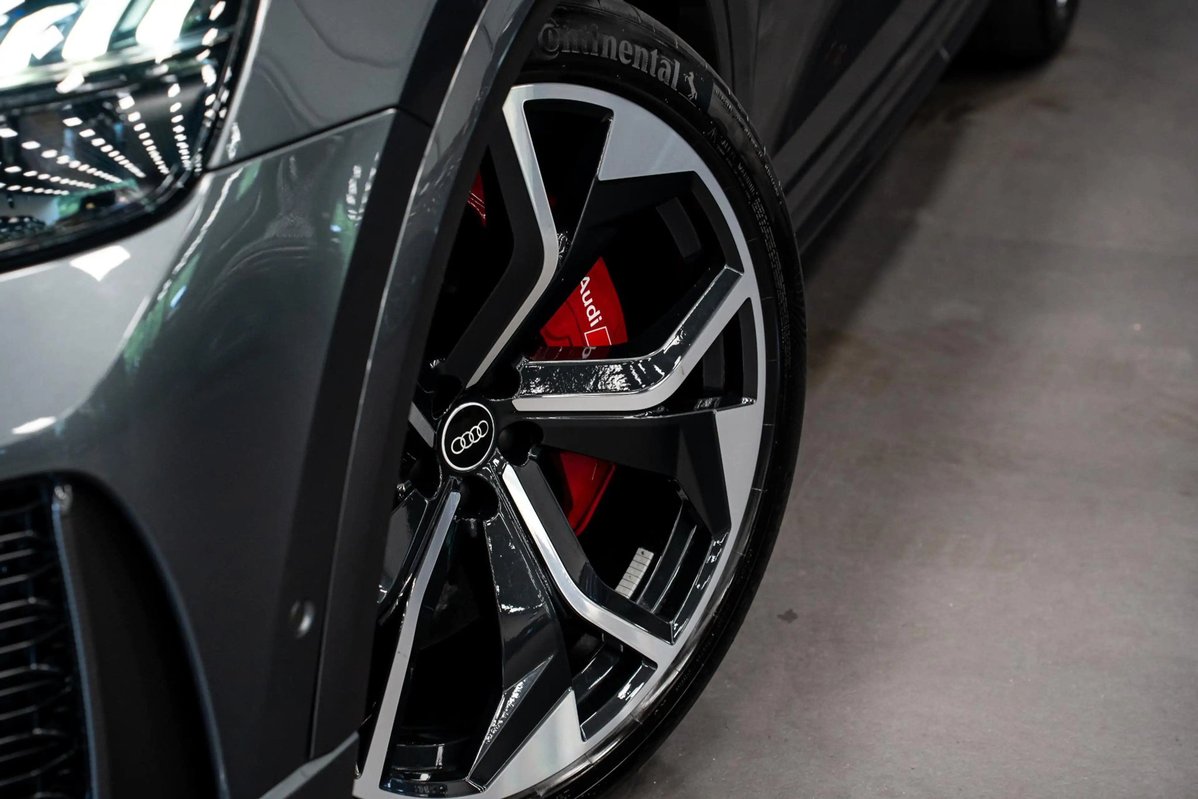 Audi RS Q8 4.0 TFSI Quattro *Bang & Olufsen / Standkachel / S — photo 11