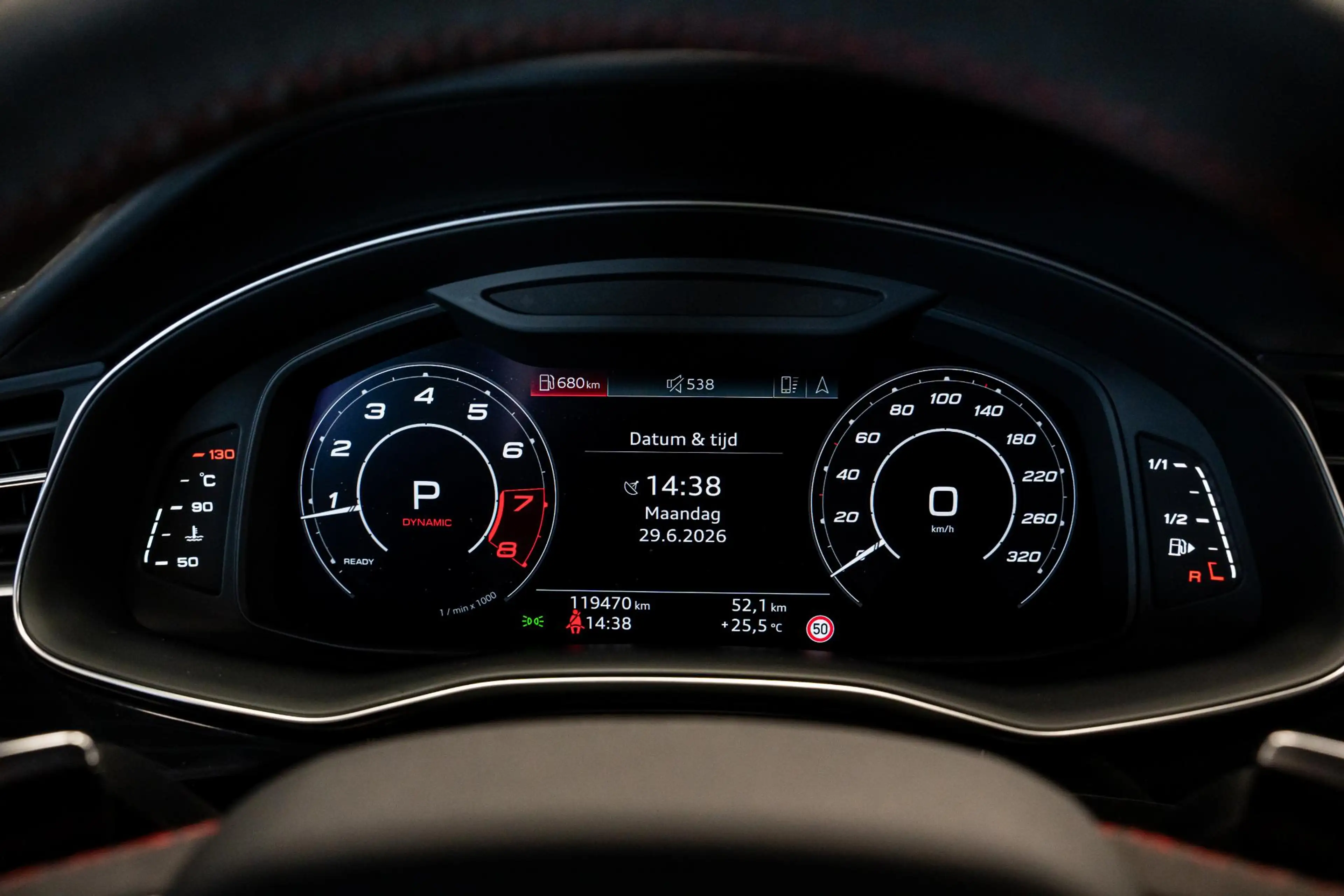 Audi RS Q8 4.0 TFSI Quattro *Bang & Olufsen / Standkachel / S — photo 44