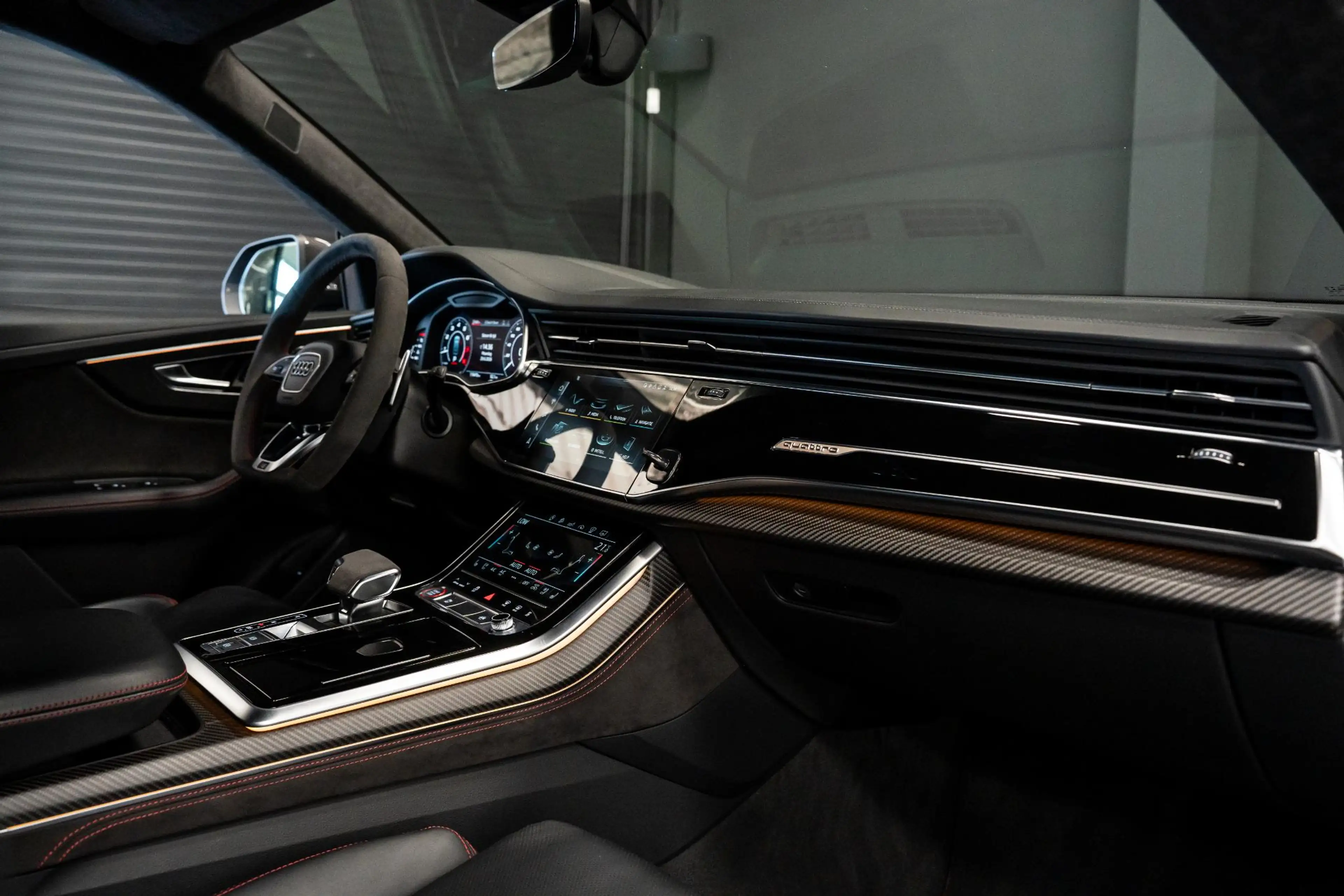 Audi RS Q8 4.0 TFSI Quattro *Bang & Olufsen / Standkachel / S — photo 36