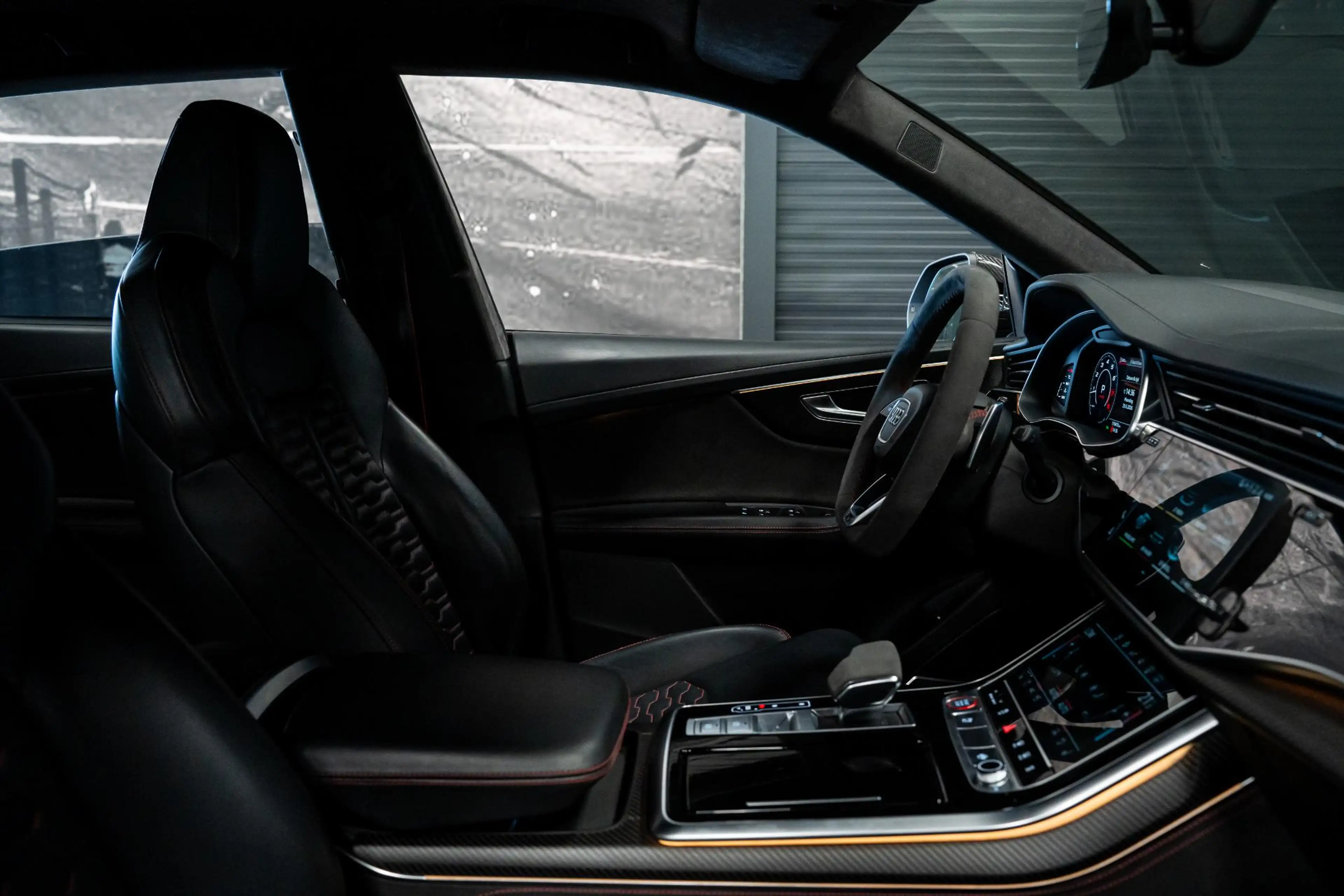 Audi RS Q8 4.0 TFSI Quattro *Bang & Olufsen / Standkachel / S — photo 34