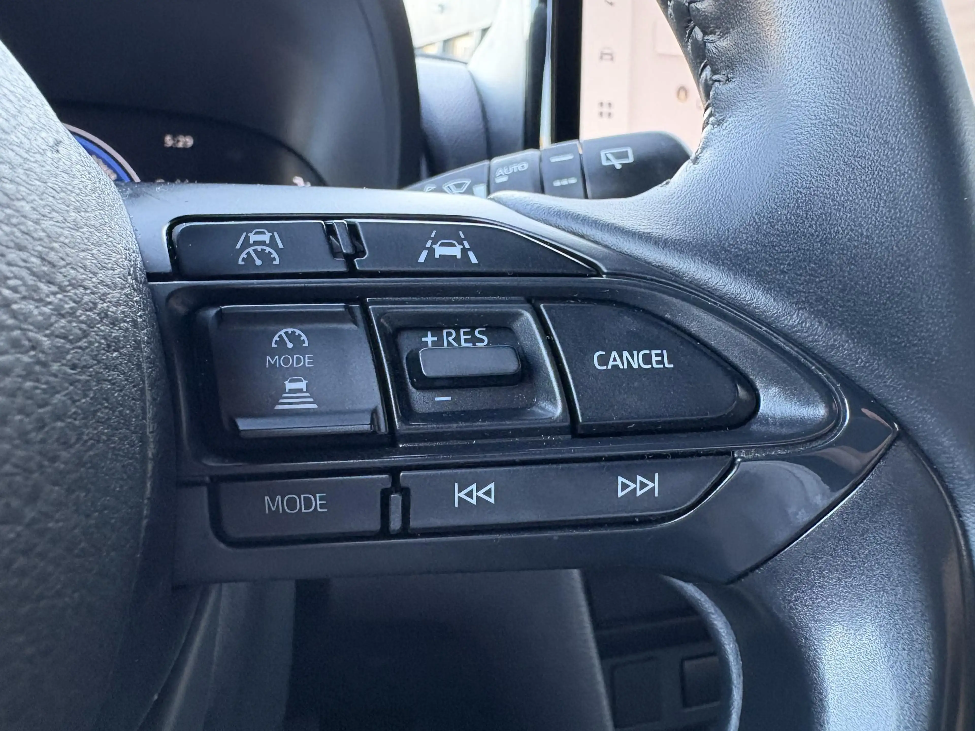 Toyota Yaris Cross 1.5 Hybrid 115 First Edition CAMERA ADAPTIVE CRUIS — photo 22