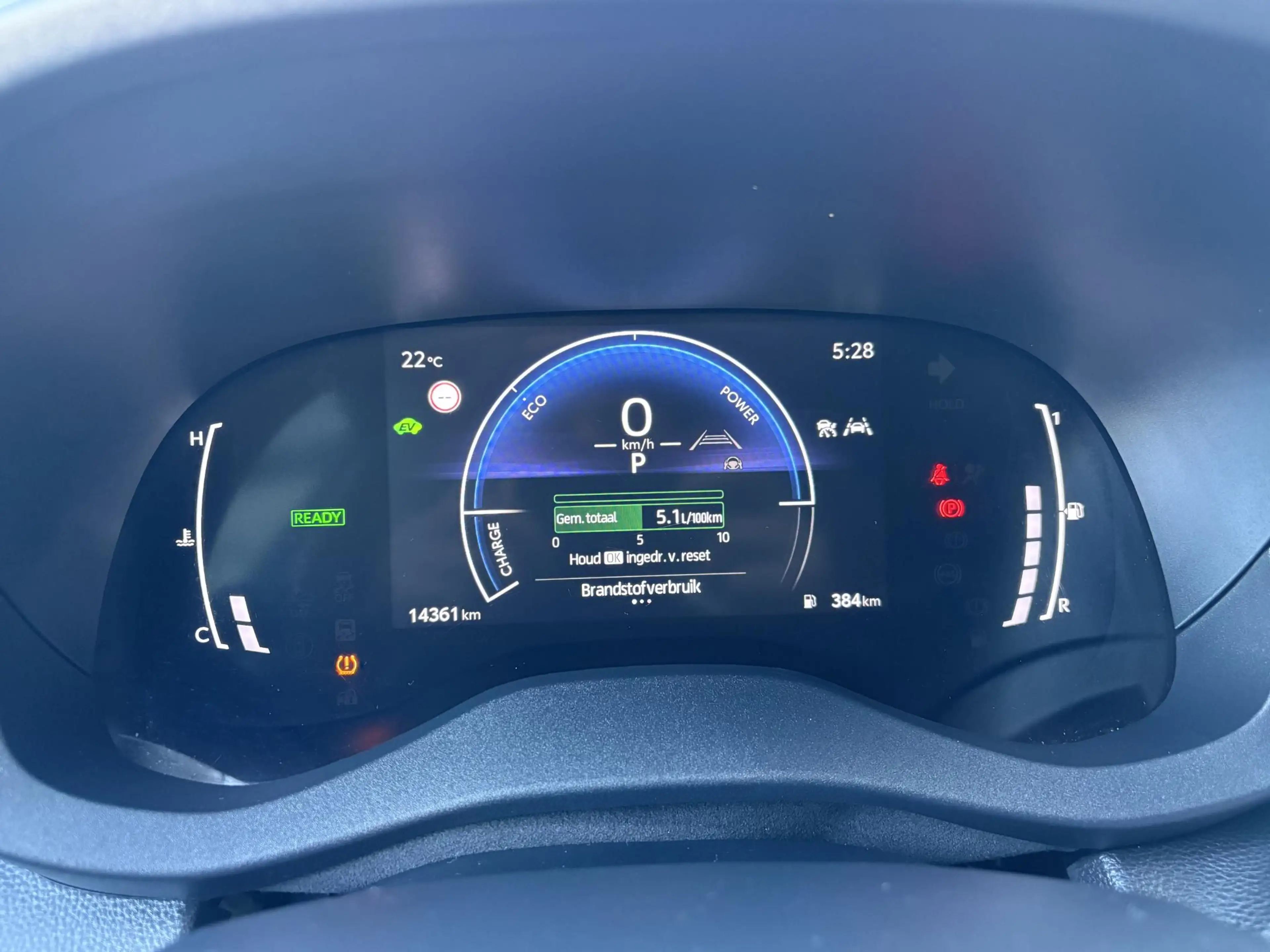 Toyota Yaris Cross 1.5 Hybrid 115 First Edition CAMERA ADAPTIVE CRUIS — photo 15