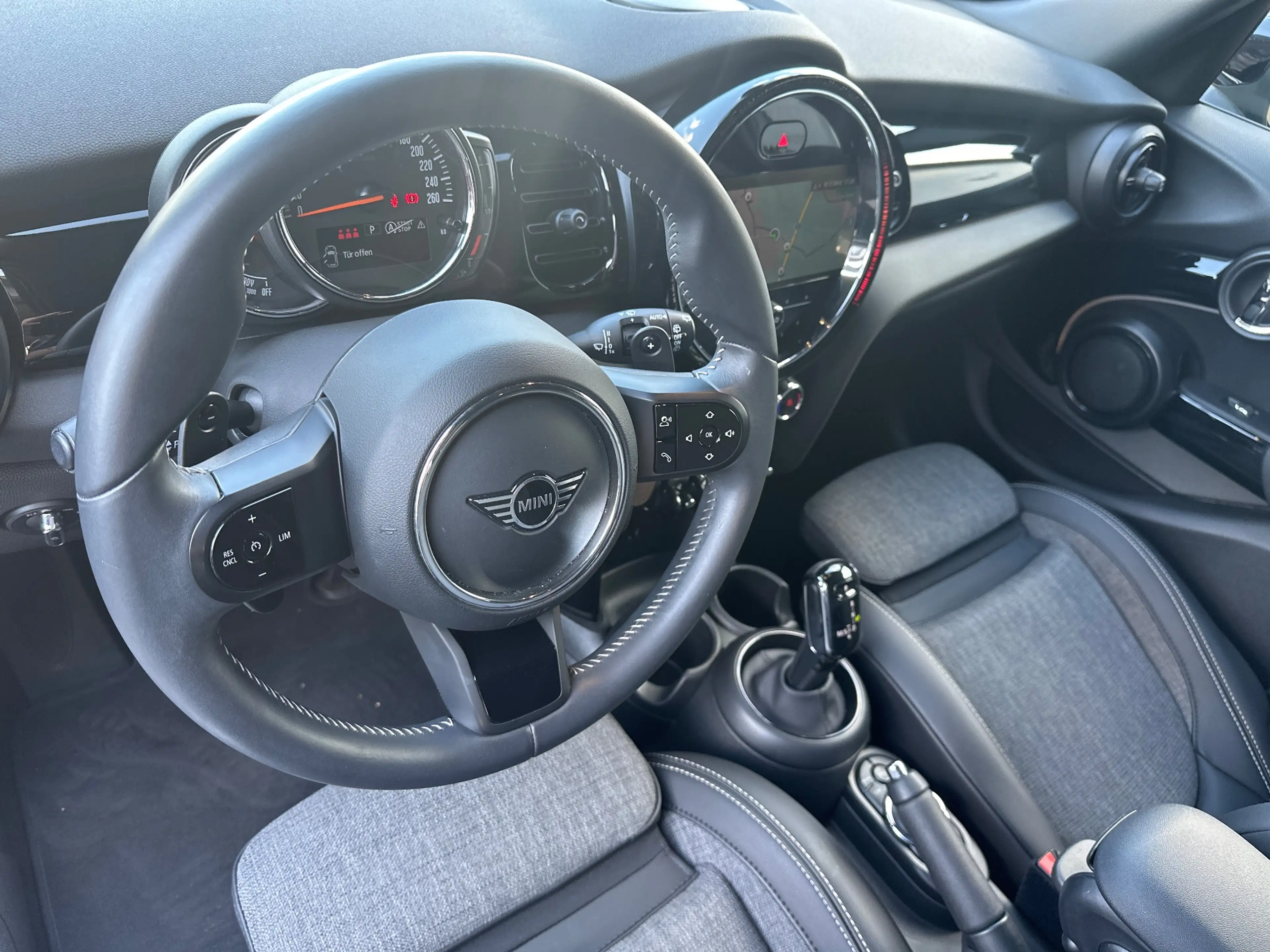 MINI Cooper S Aut. Classic Trim NAV+LED+KEYLESS+17ZOLL+1HD — photo 7