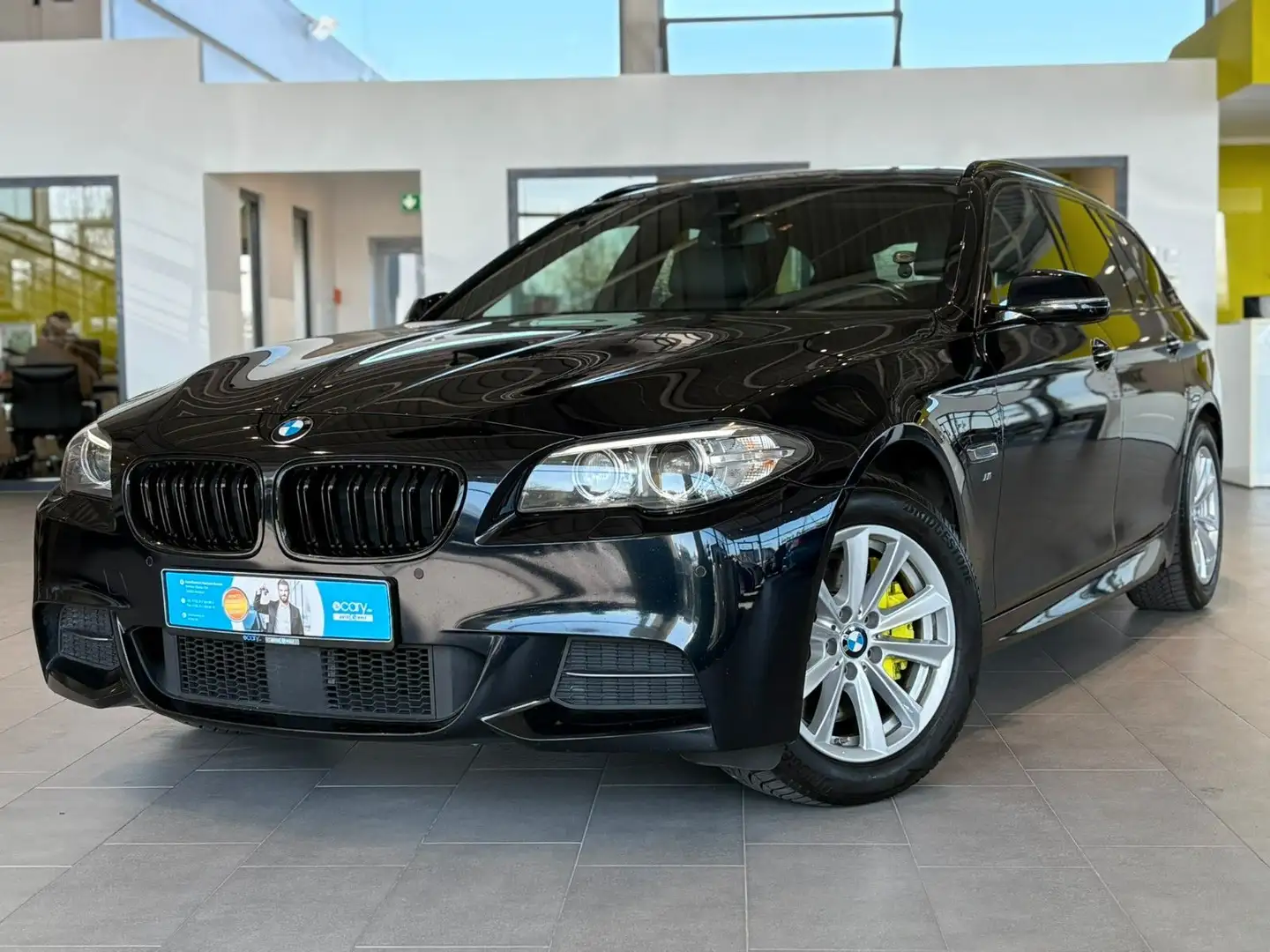 BMW 530 d Touring M-Paket*Pano*Memory*Stdhzg*HuD*RFK* Schwarz - 1